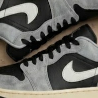 Jordan 1 Low SE Light Smoke Grey Sail 착용 스타일