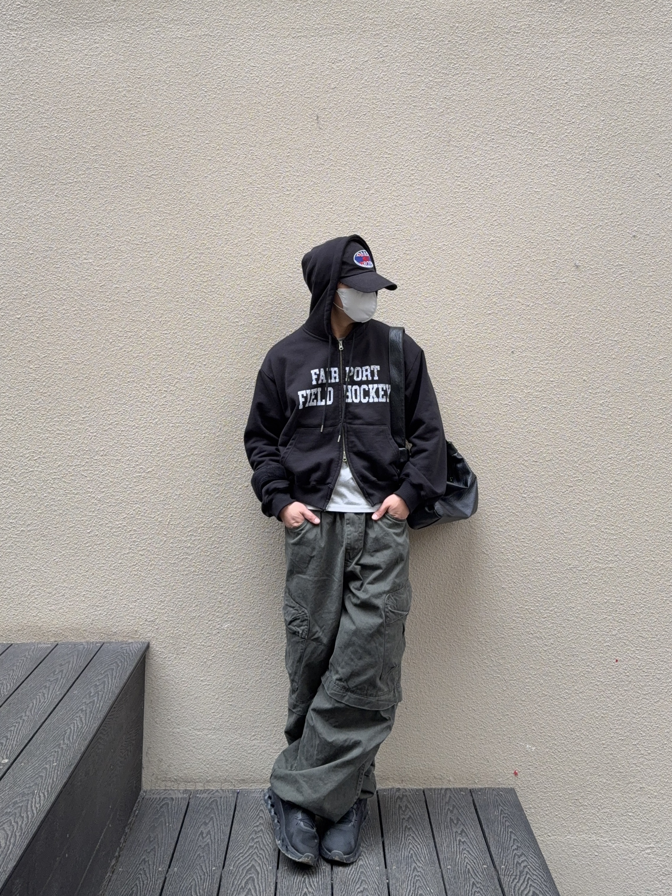 On Running x Post Archive Faction (Paf) Cloudmonster 2 Thorn Brown, On Running x Post Archive Faction (Paf) Cloudventure Peak All Black 착용 스타일 - 2