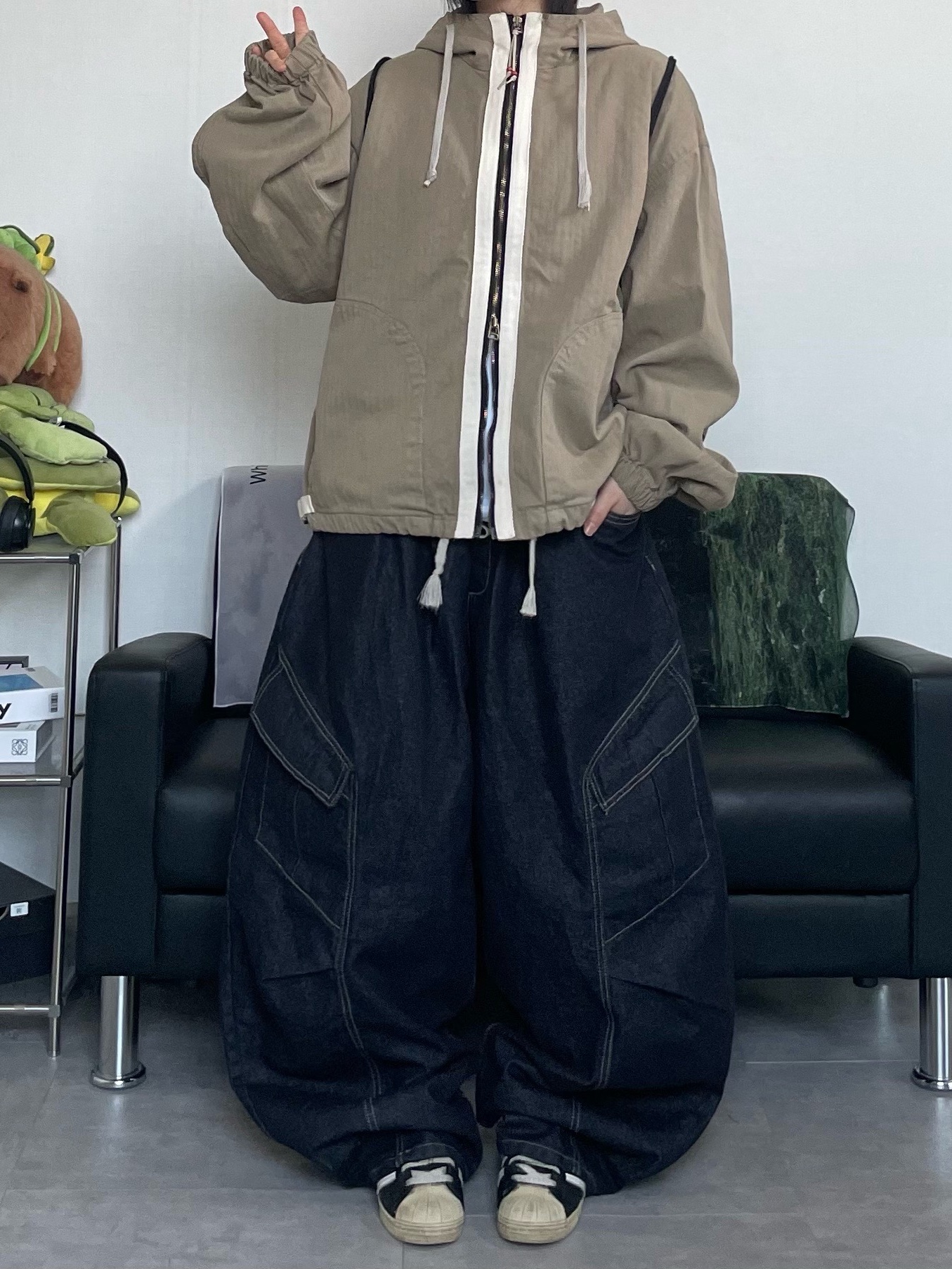 Hello Sunrise Washed HS Arch Logo 6Panel Cap Navy & Orange, Deus Ex Machina String Bag Tan 착용 스타일 - 5