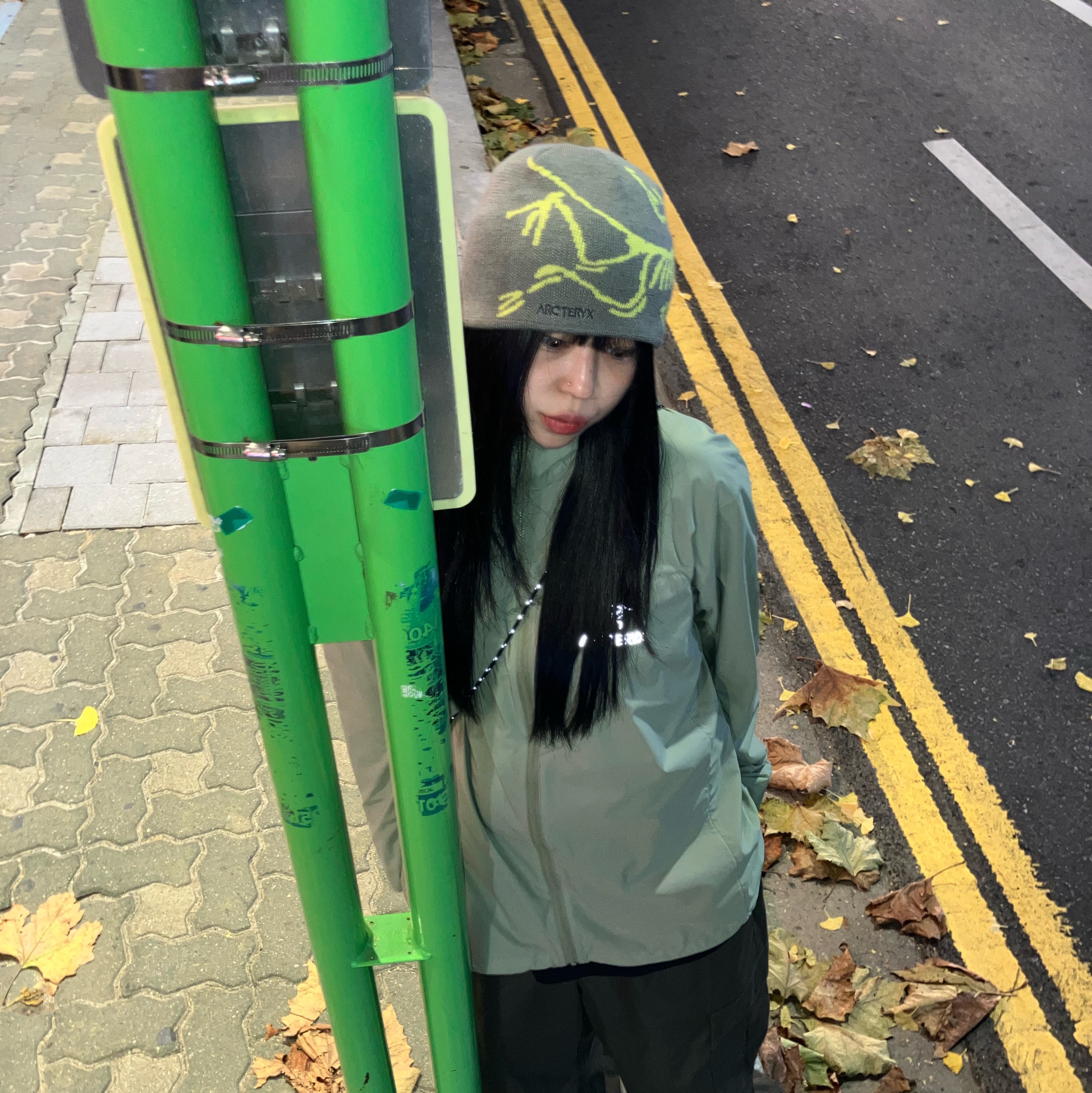 Arc'teryx Squamish Hoody Remedy, Arc'teryx Bird Head Toque Forage 착용 스타일 - 1