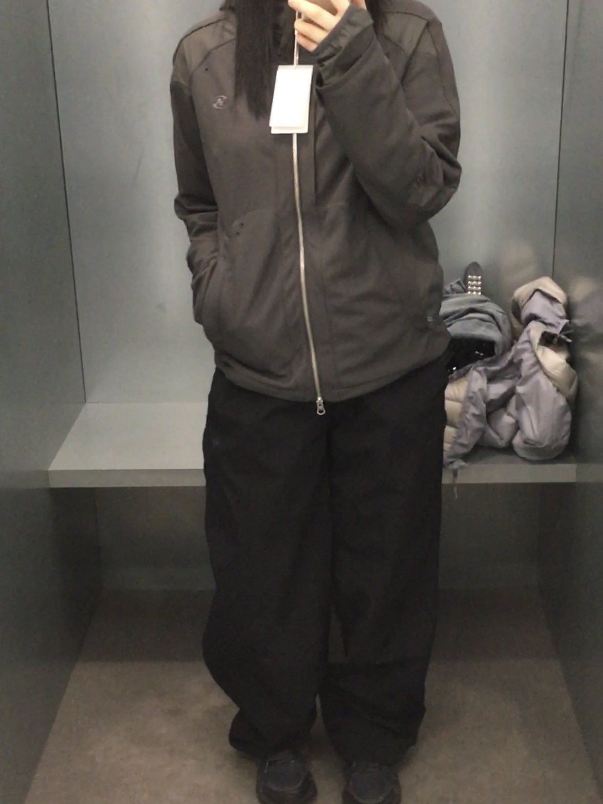 Sansan Gear Dual-Shade Jacket Brown_26SS, Sansan Gear Side Flap Track Pants Black 착용 스타일
