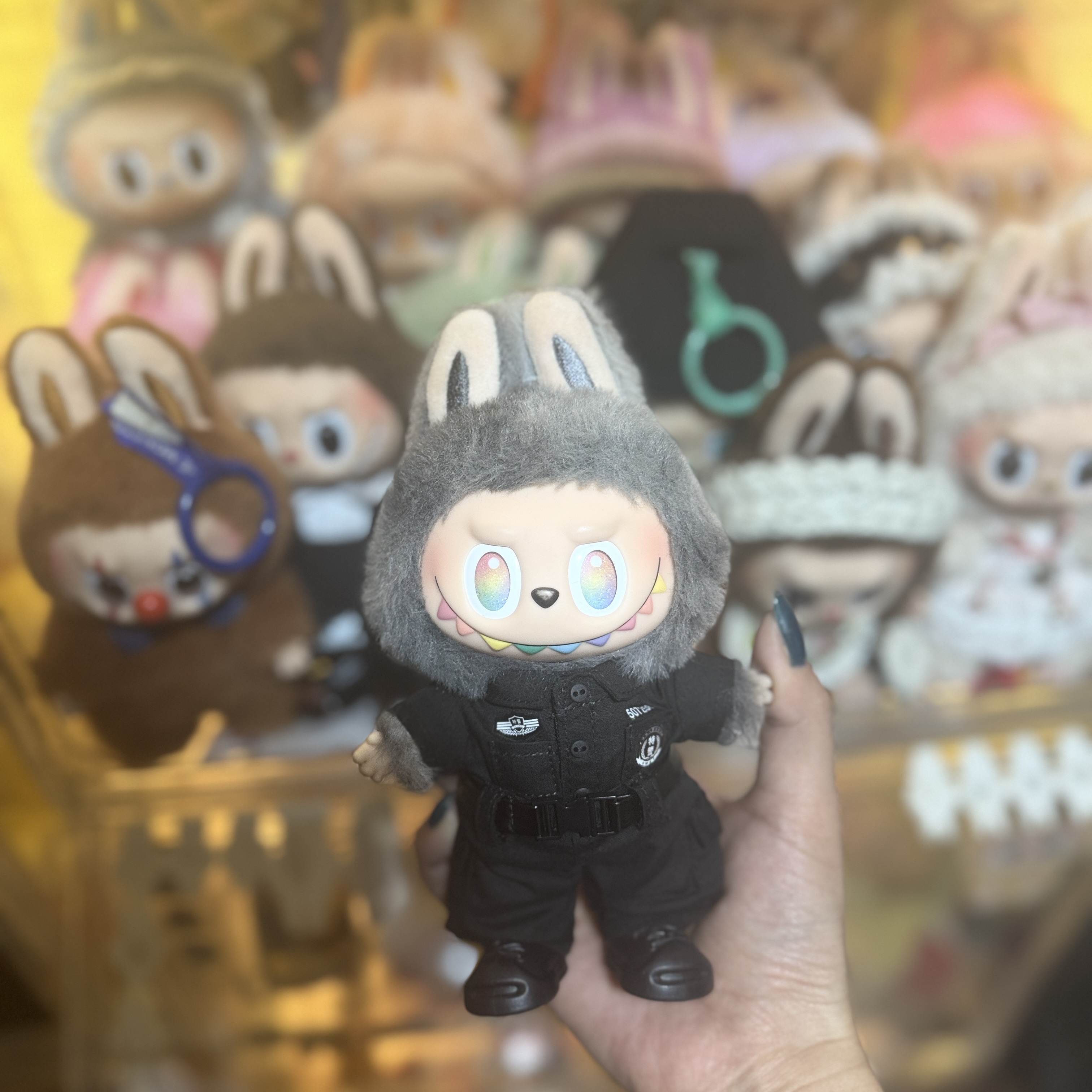 Pop Mart Labubu The Monsters Highlight Series ID Keyring (Opened Case) 착용 스타일