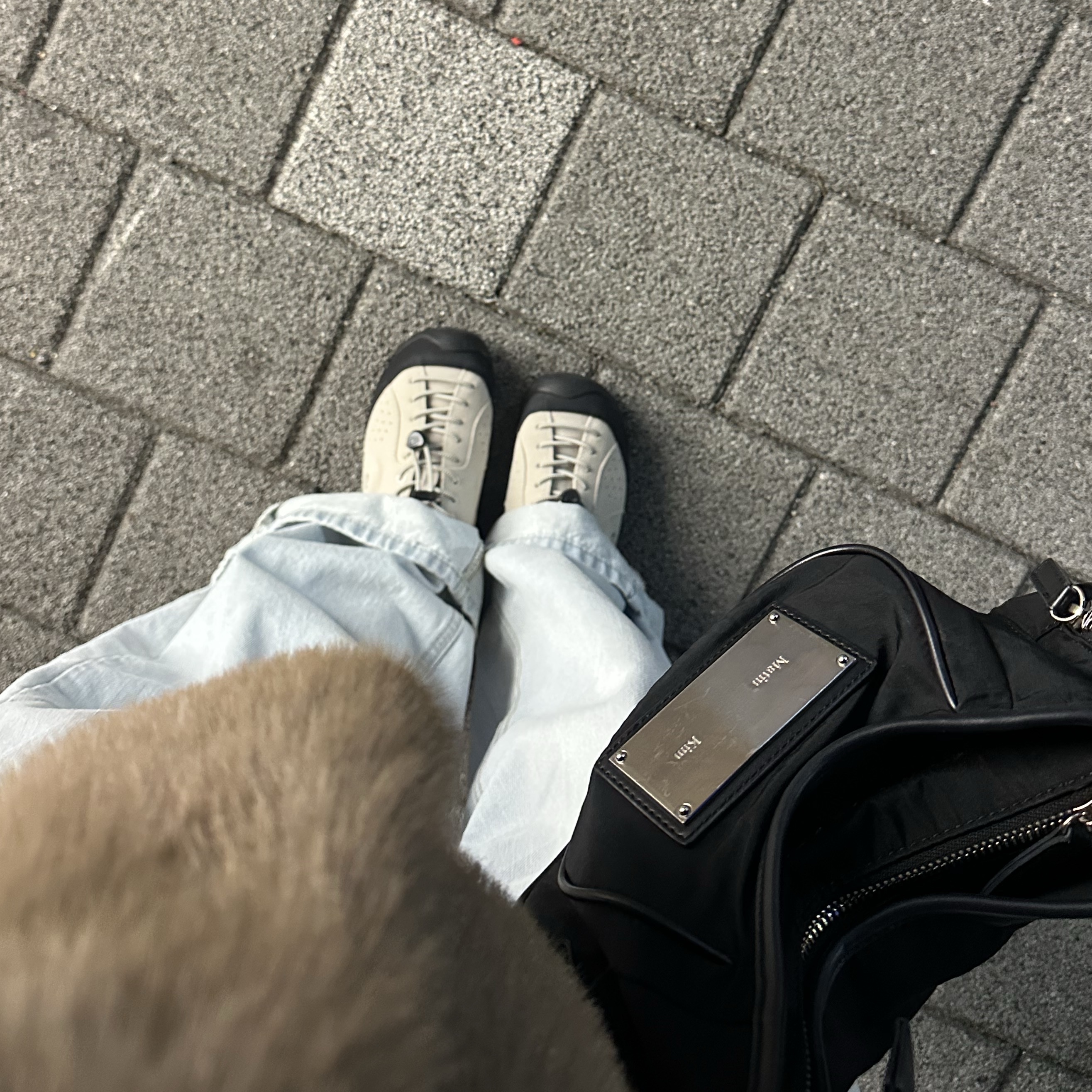 (W) Keen Jasper Rocks SP Sneaker Birch Black 착용 스타일