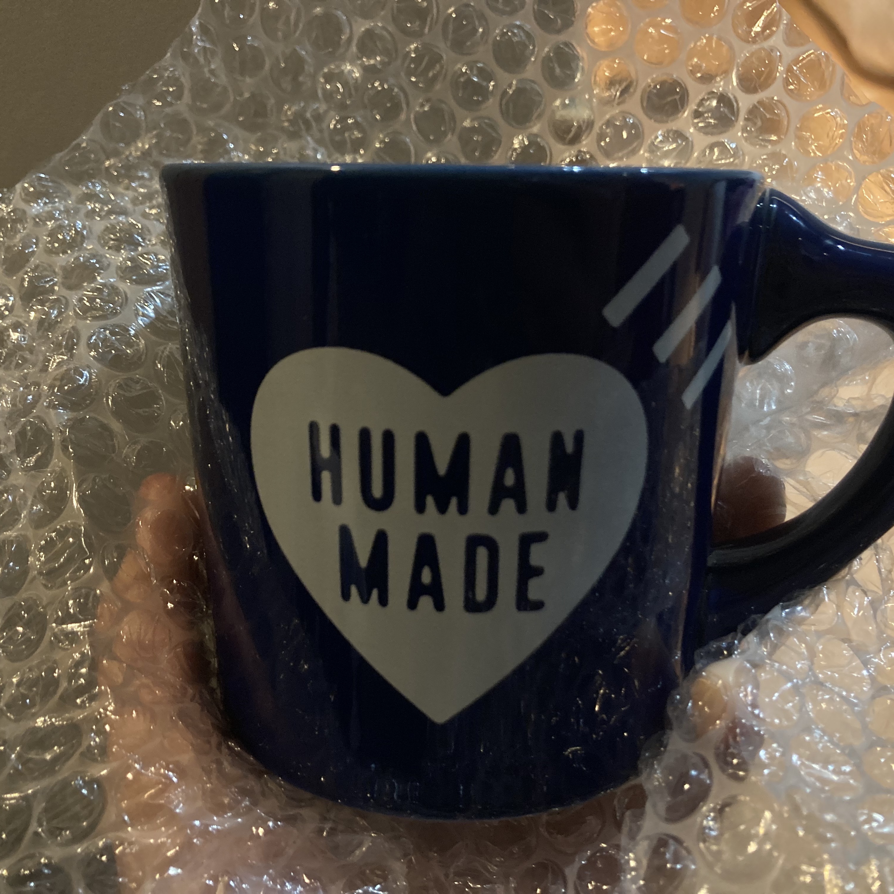Human Made Coffee Mug Navy 착용 스타일