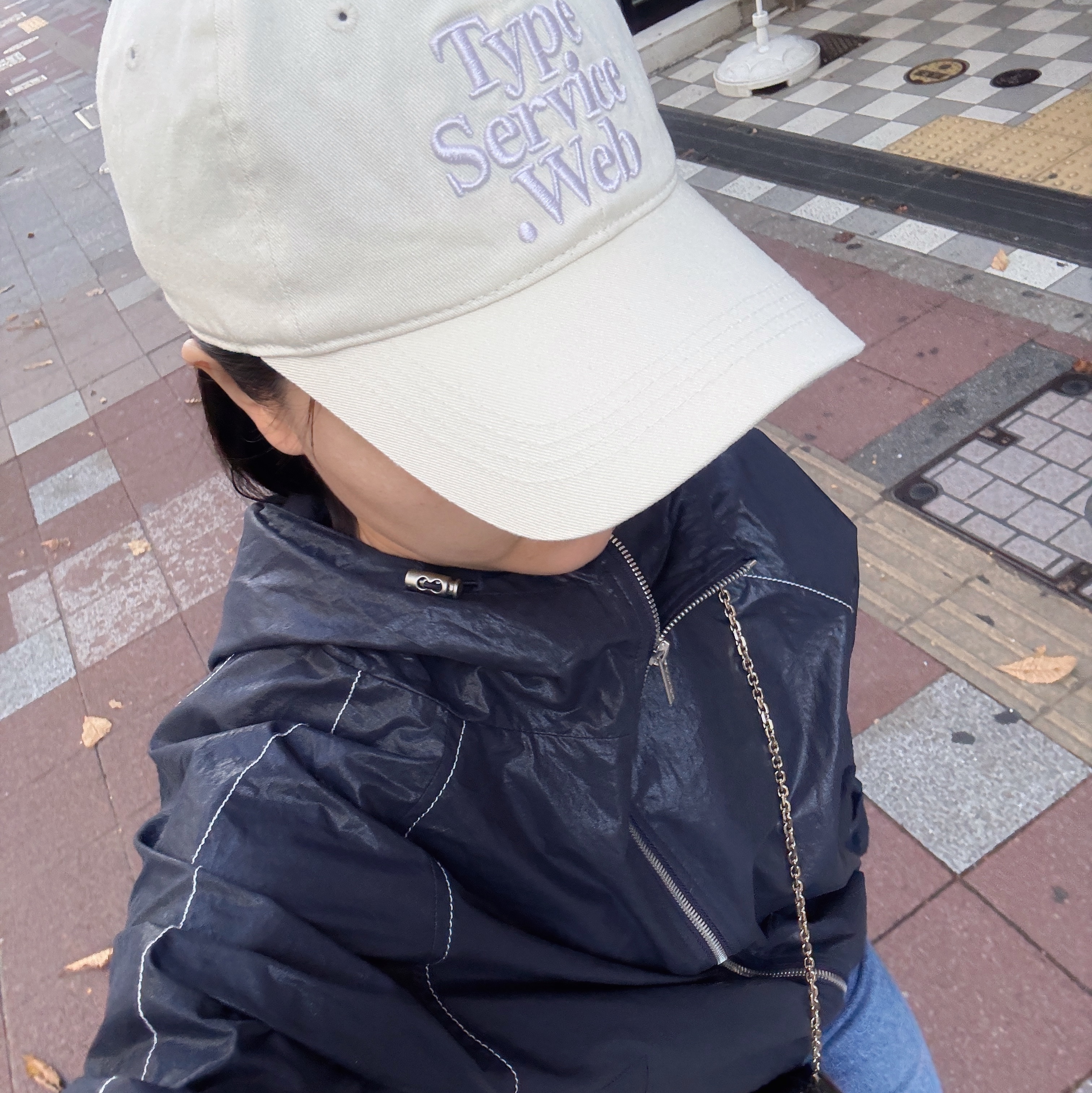 (W) Matin Kim Coating Crop Blouson in Black, Dior Lady Pouch Cannage Lambskin Black 착용 스타일