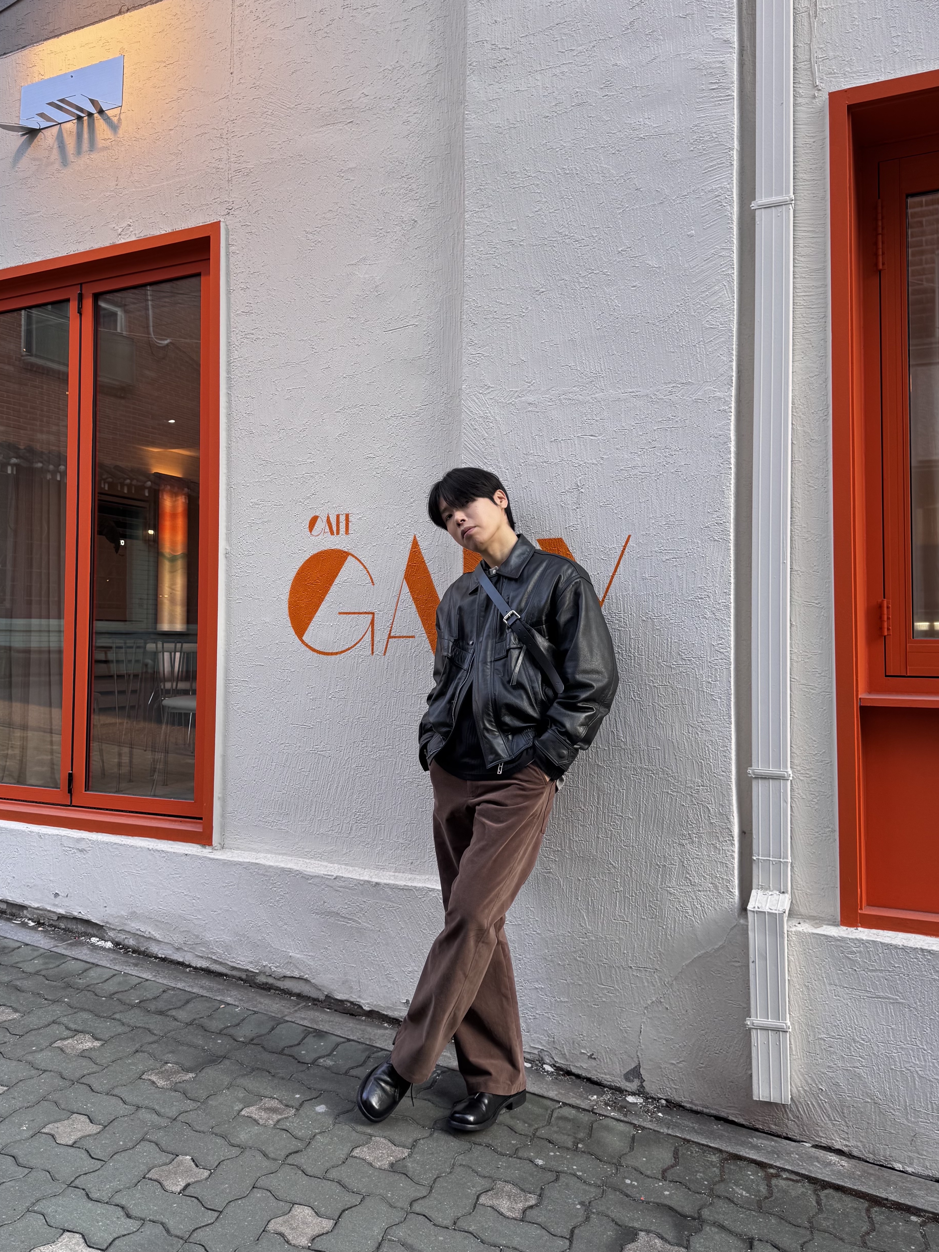 Kinchi Maryam Grainy - 647 (a) Black 착용 스타일 - 4