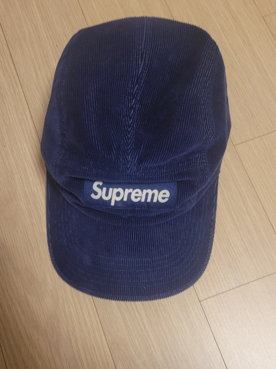 Supreme Corduroy Camp Cap Royal - 25FW 착용 스타일