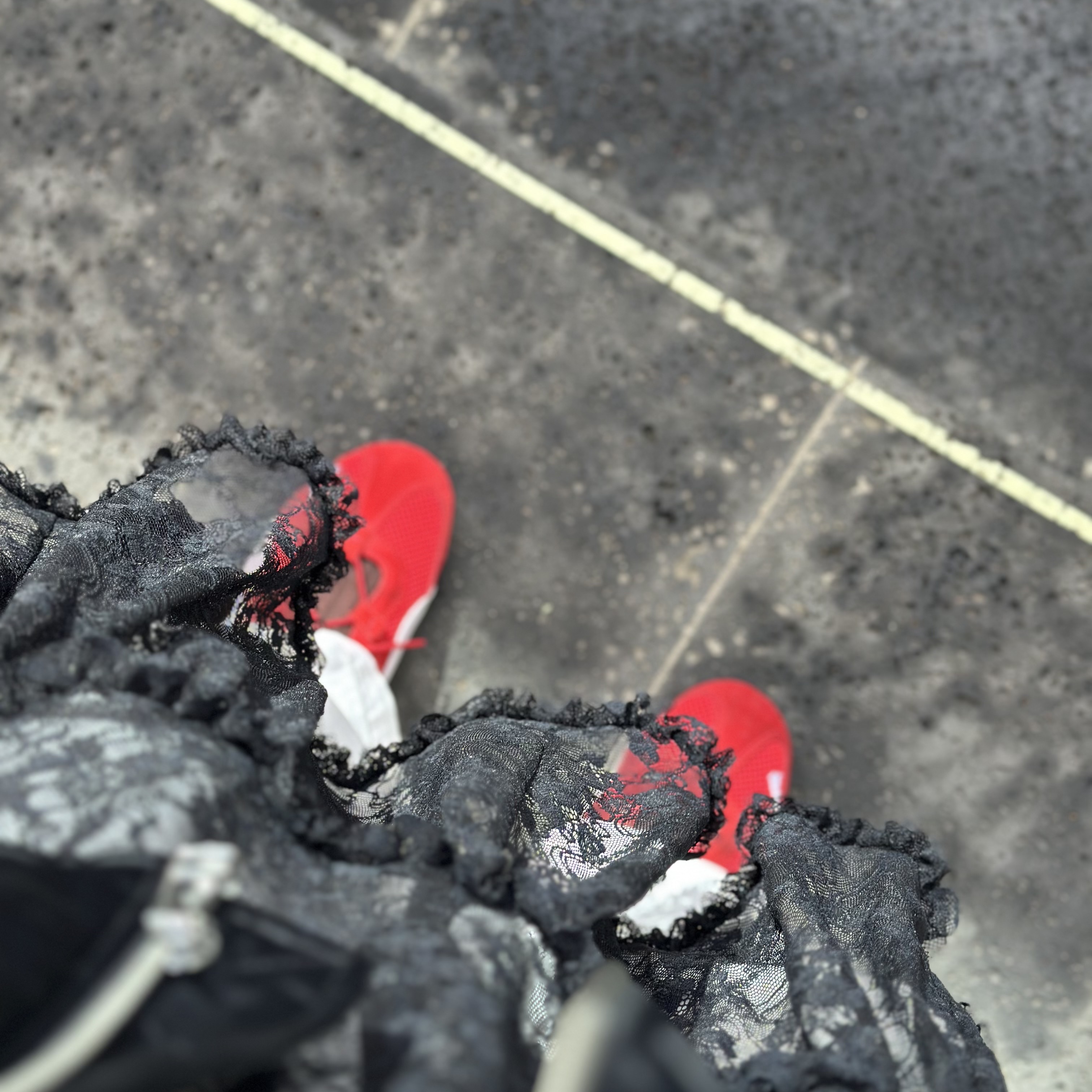 (W) Adidas Originals Lace Skirt Black - KR Sizing, Monchhichi Colors Key Chain Black 착용 스타일 - 2