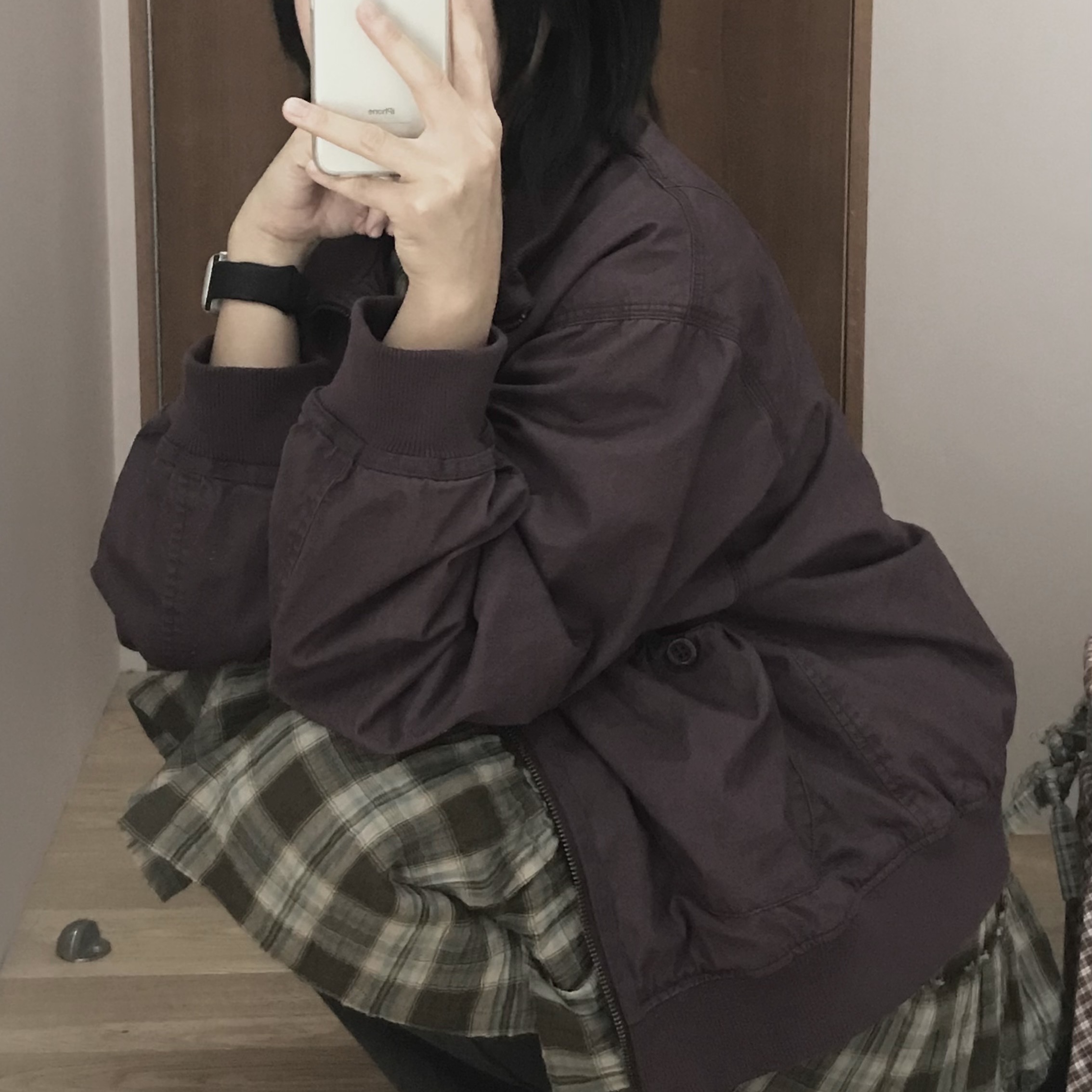 COYSEIO Raw Edge Check One Piece Brown, COYSEIO Dusty Cotton Bomber Jacket Purple 착용 스타일 - 2