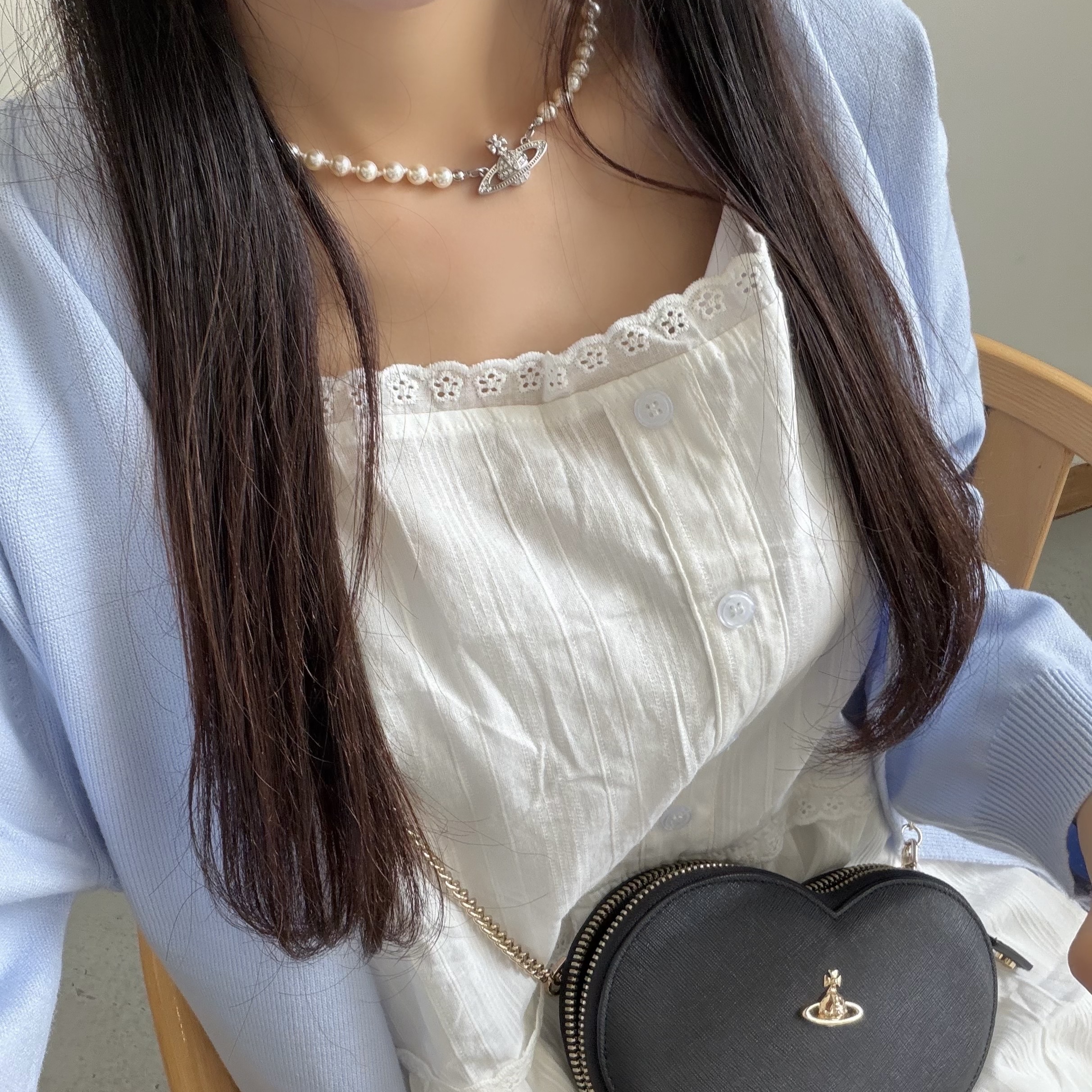 Vivienne Westwood Mini Pearl Bas Relief Necklace Silver, (W) MM6 Maison Margiela Numeric Minimal Signature Ring Silver Palladium 착용 스타일 - 3