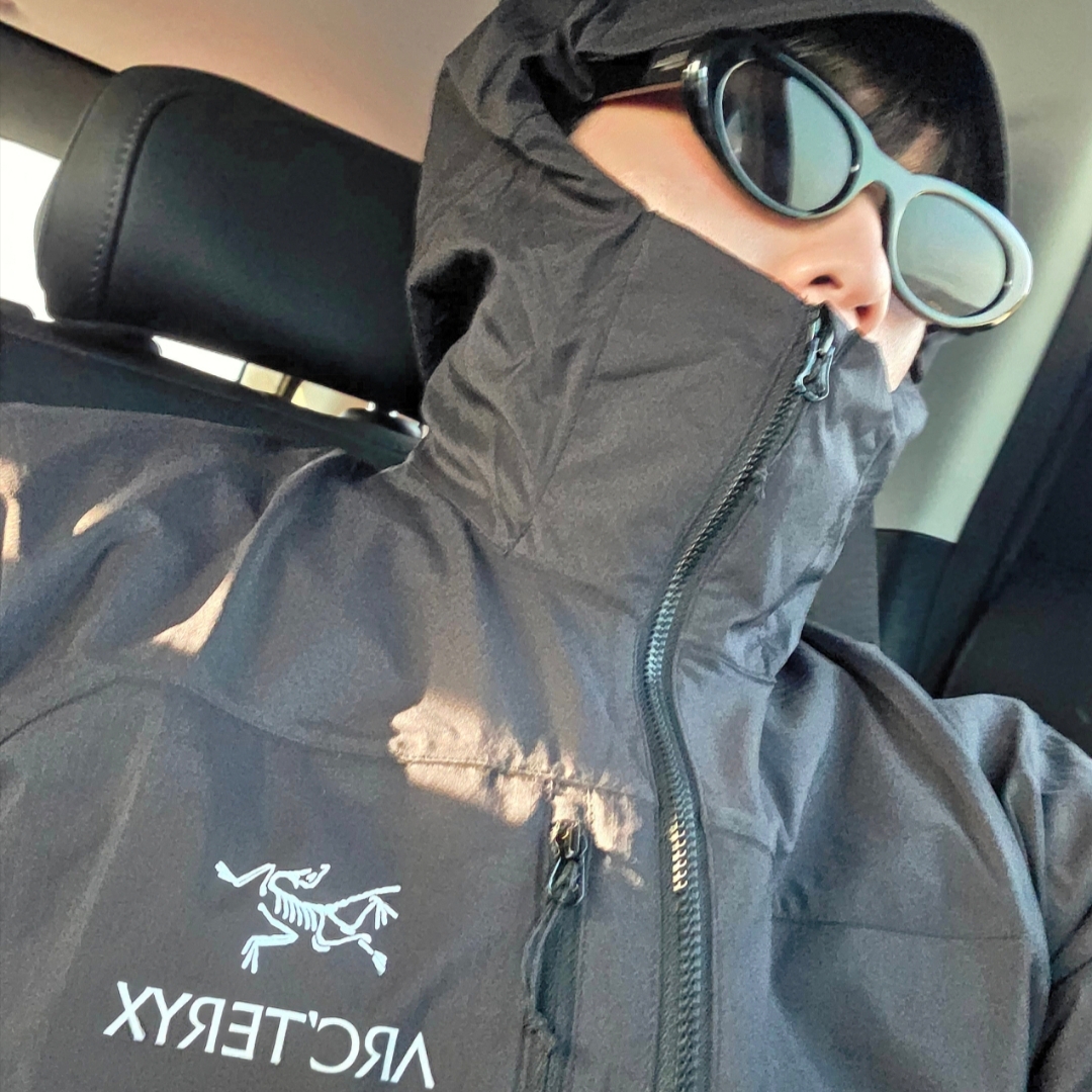 Arc'teryx Squamish Hoody Black 착용 스타일