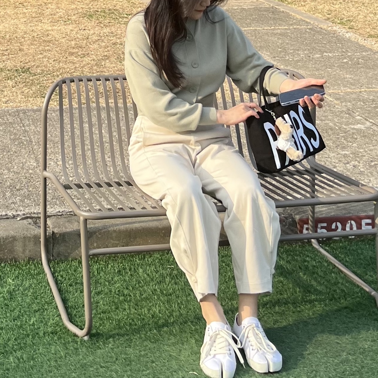 Maison Margiela Tabi Low White 착용 스타일