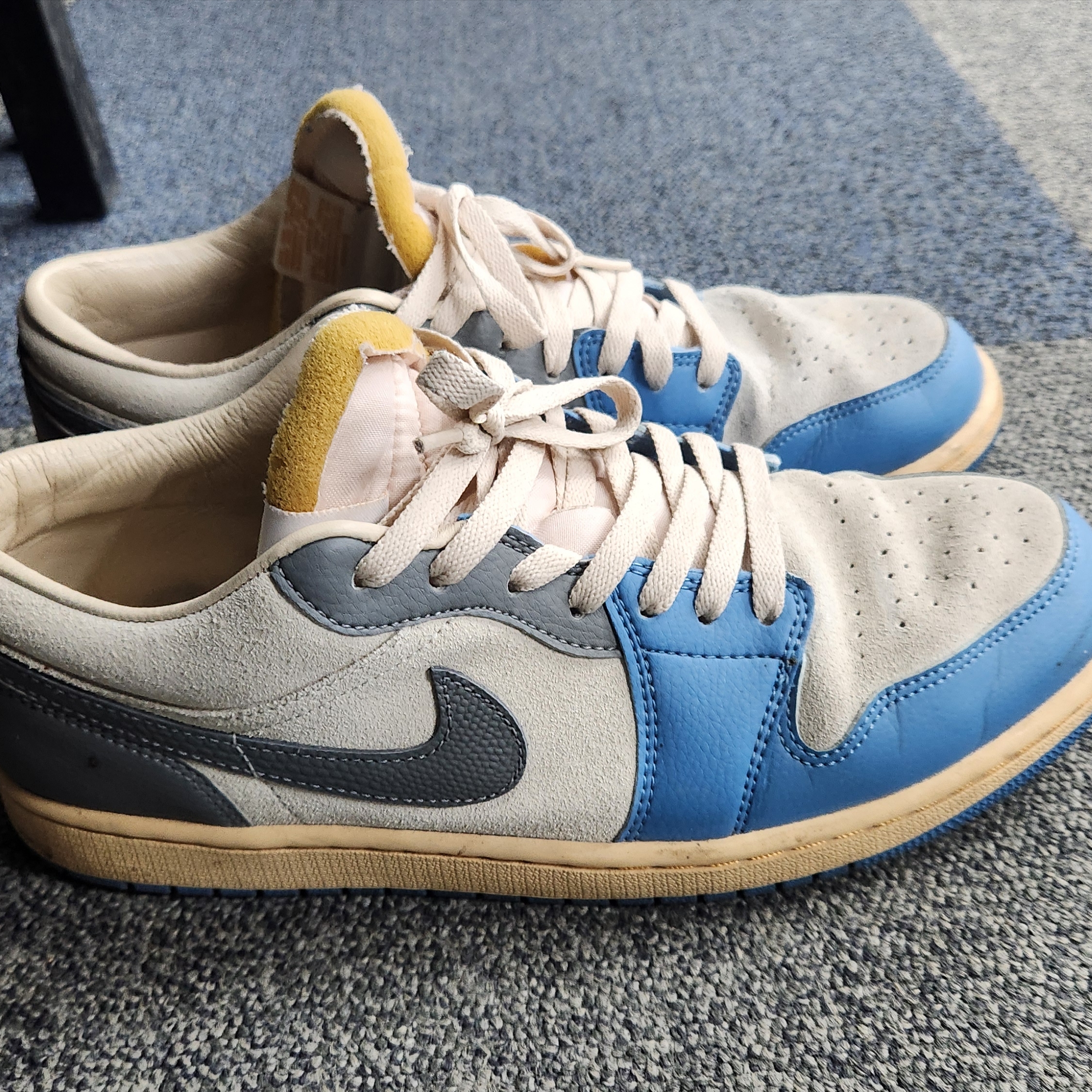 Jordan 1 Low SE Tokyo 96 착용 스타일 - 1