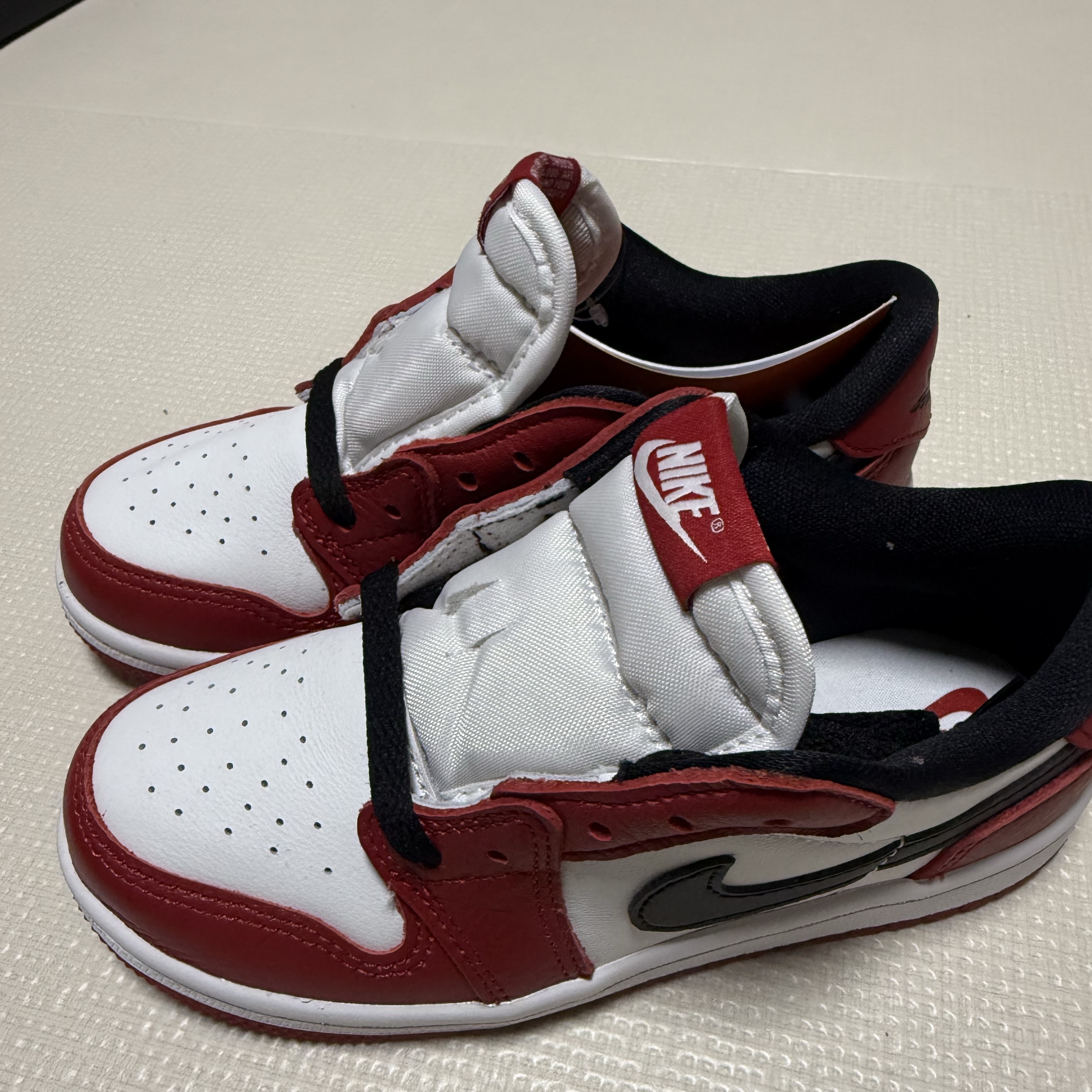 (TD) Jordan 1 Retro Low OG Chicago 착용 스타일
