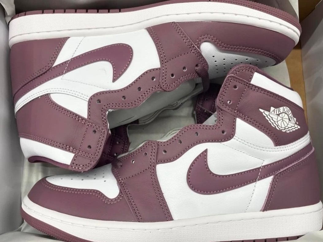 Jordan 1 Retro High OG Mauve 착용 스타일