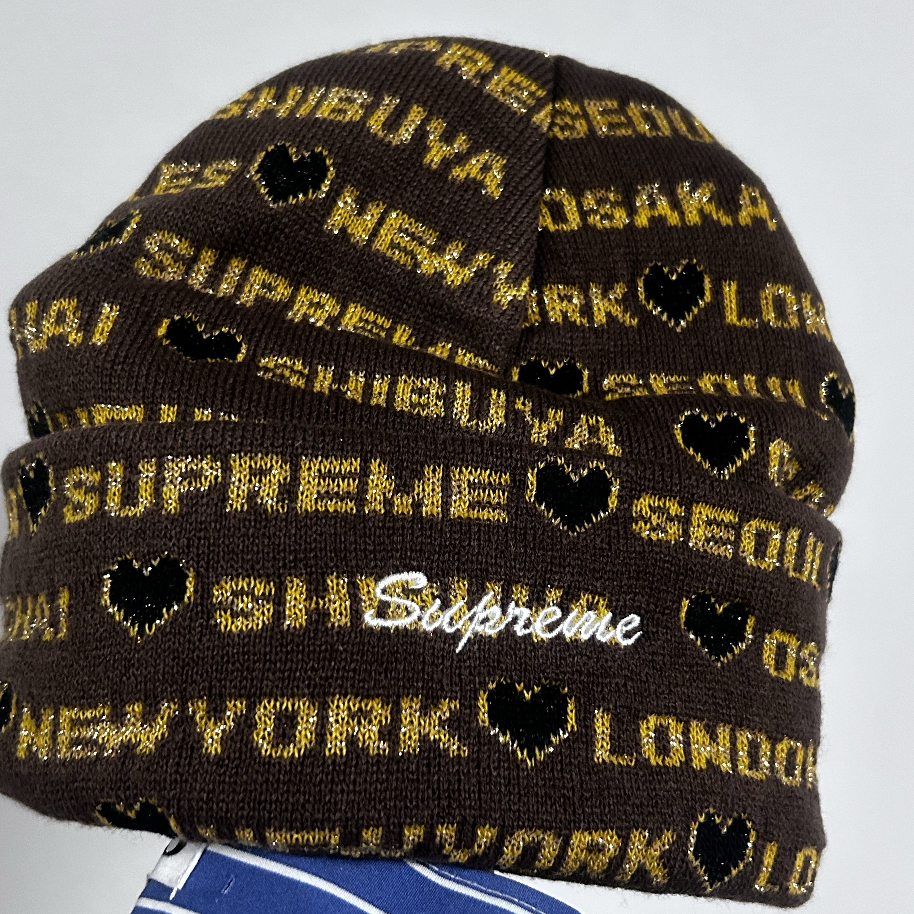 Supreme Hearts Beanie Brown - 24FW 착용 스타일