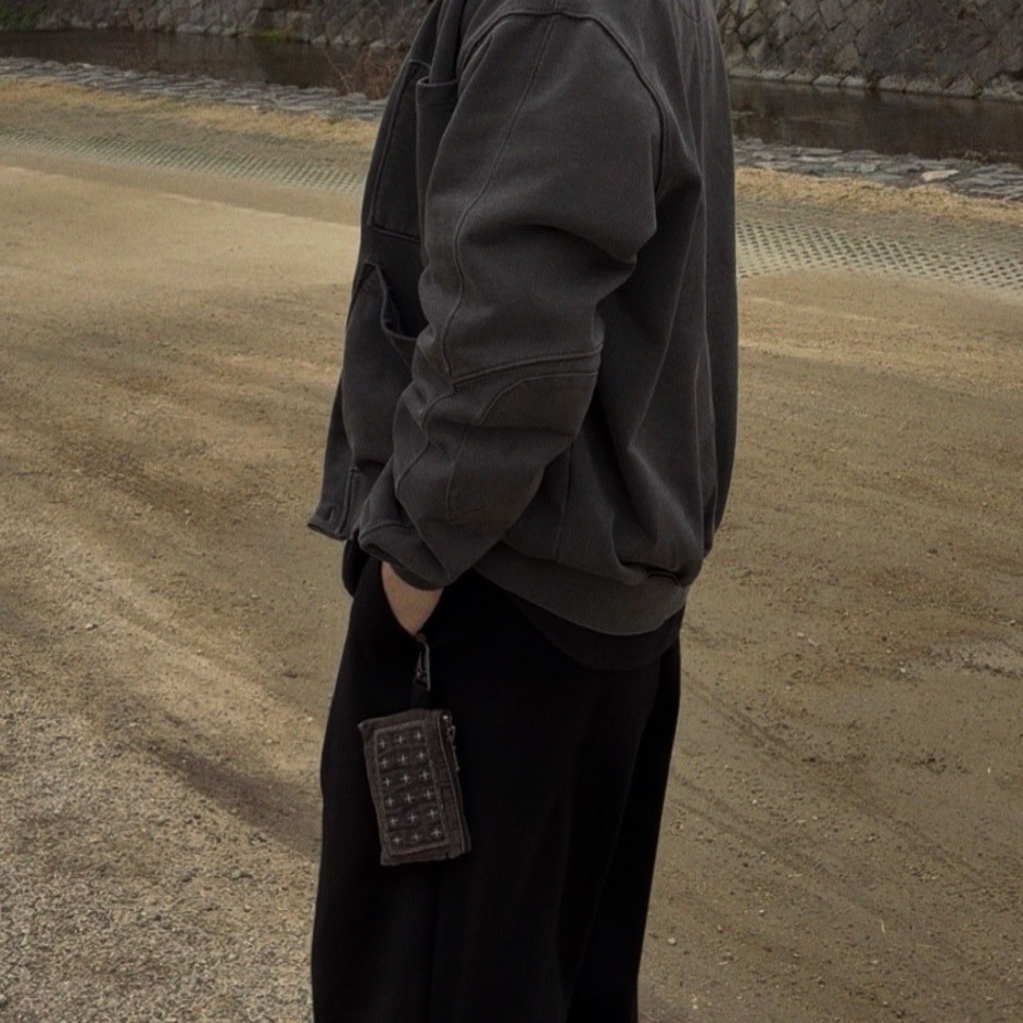 Karactor Patchwork Denim Card Wallet Vintage Black 착용 스타일