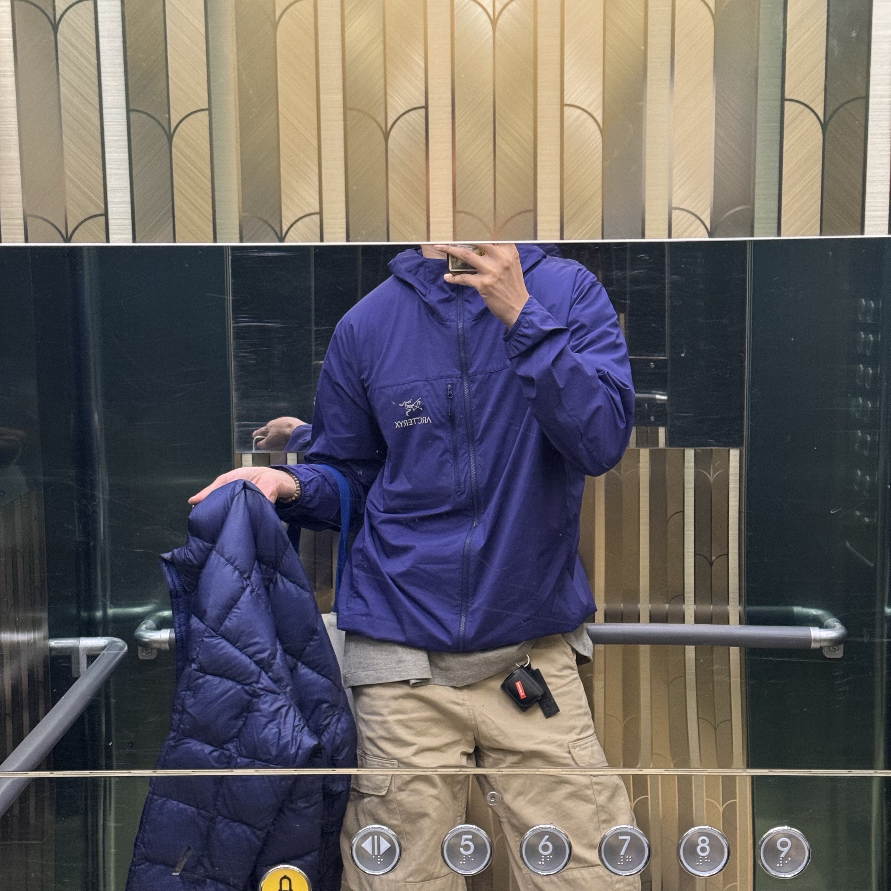 Arc'teryx Squamish Hoody Soulsonic, Stussy Midweight Puffer Iris 착용 스타일