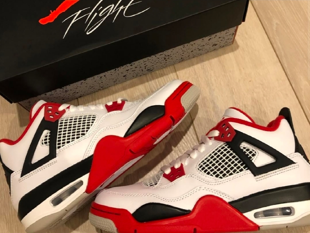 (GS) Jordan 4 Retro OG Fire Red 2020 착용 스타일