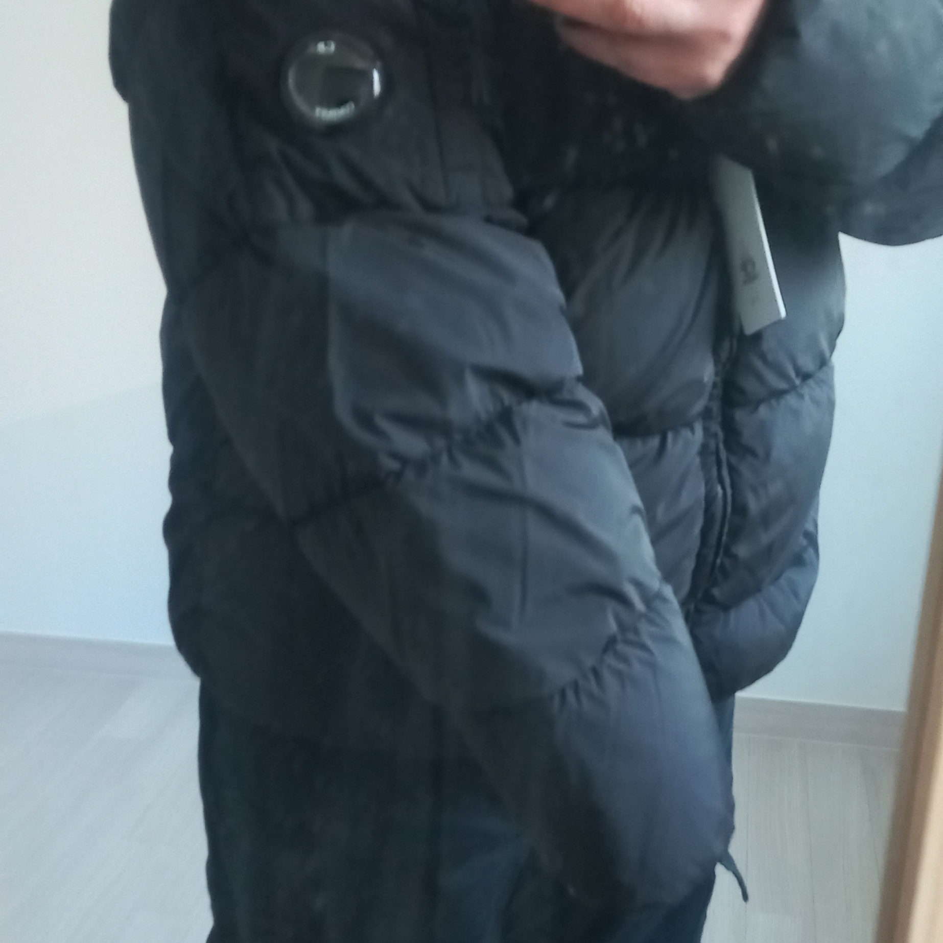 C.P. Company Nycra-R Hooded Down Jacket Black - 25FW 착용 스타일 - 1