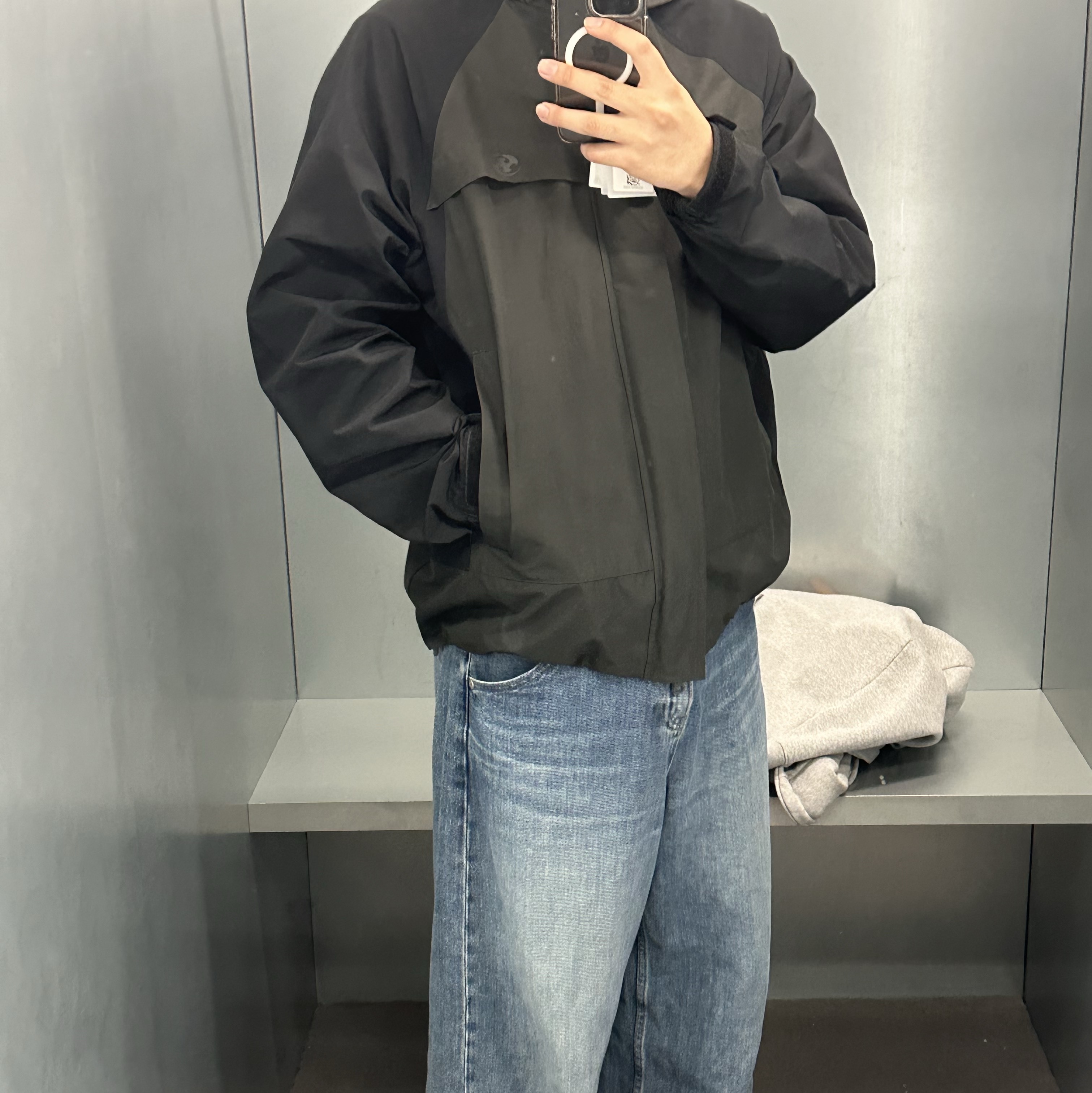 Sansan Gear Flash Jacket Charcoal, (W) Uniqlo Baggy Curve Jeans Blue - JP 착용 스타일 - 1
