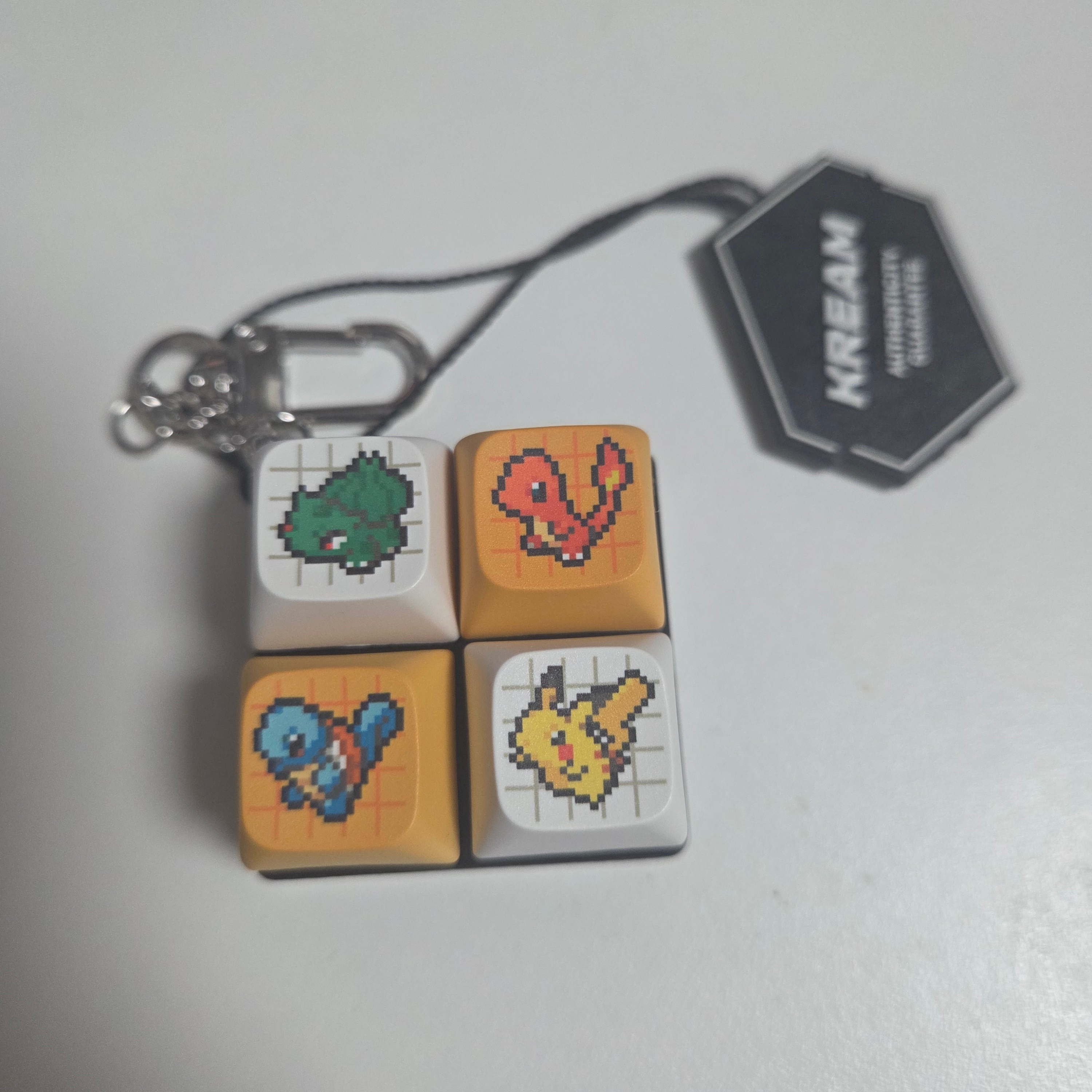 Pokemon x CU Keycap Keychain Pokemon 착용 스타일