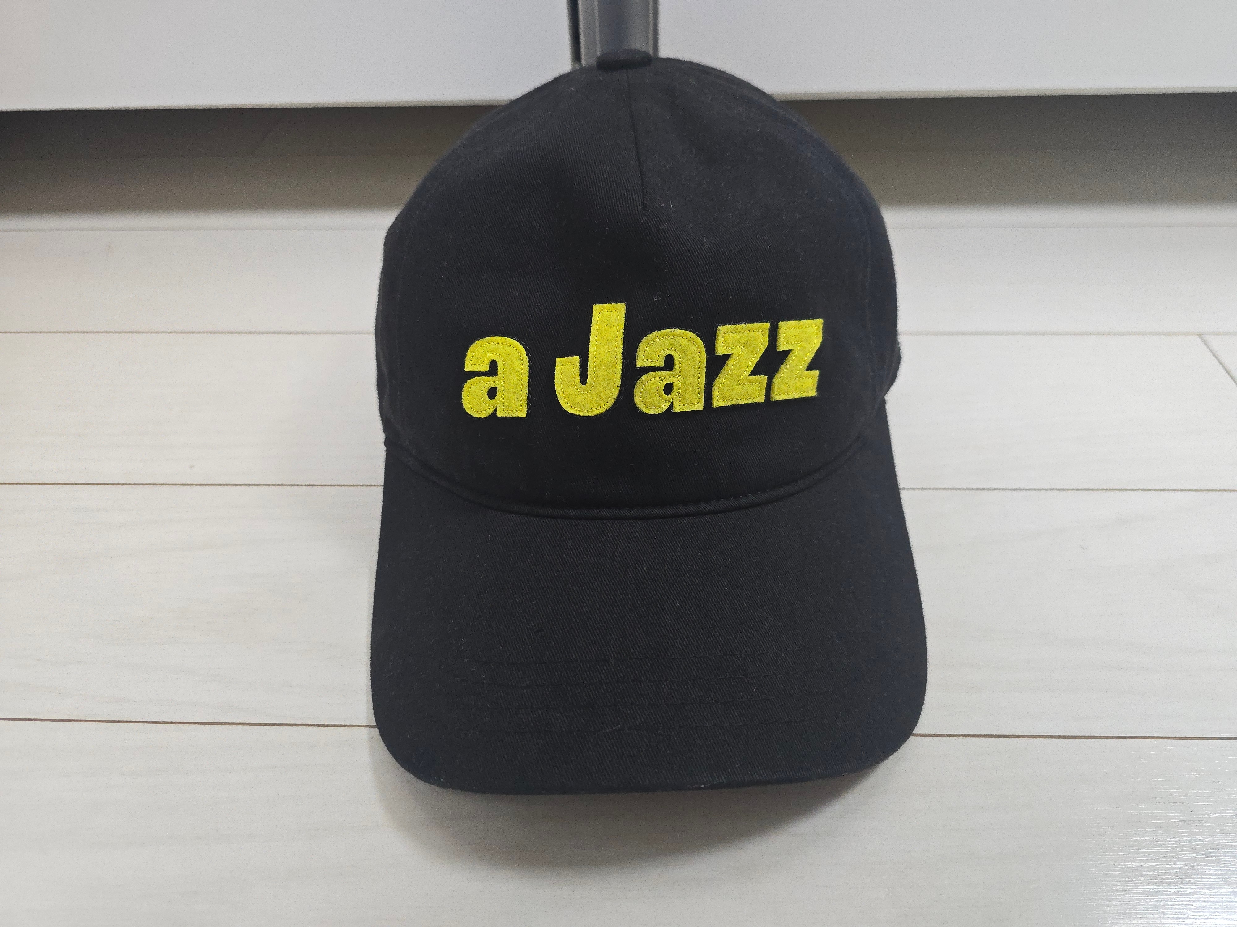 Kikozy A Jazz Cap Black 착용 스타일