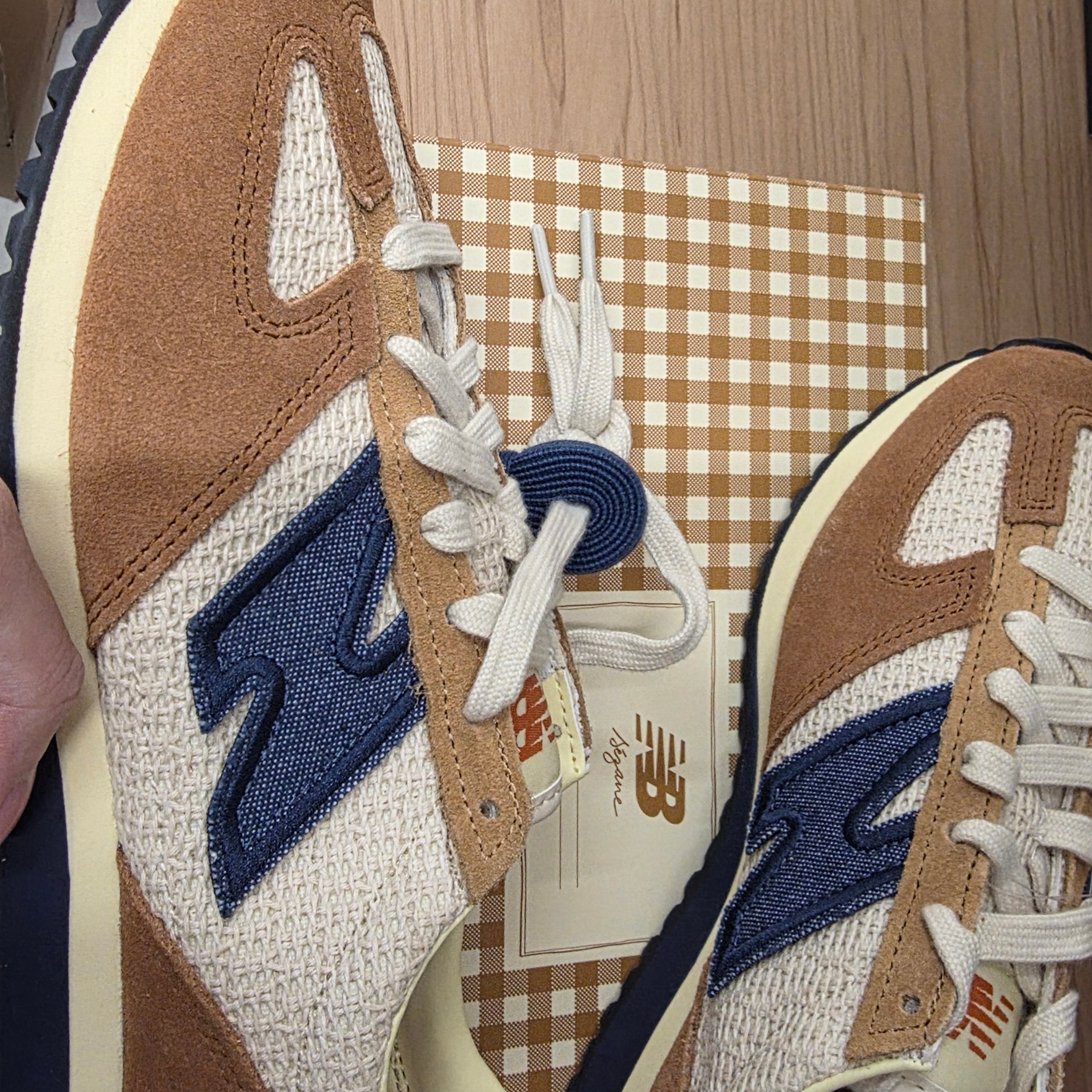 New Balance x Sezane 471 Brown Tan - D Standard 착용 스타일 - 1