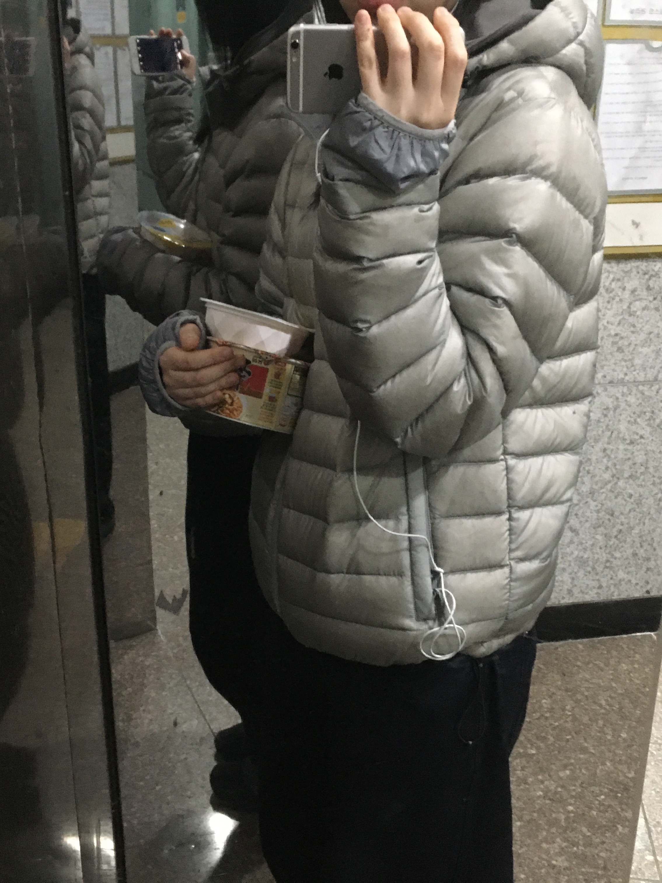 Sansan Gear Suffix Puffer Jacket Grey - 24FW 착용 스타일