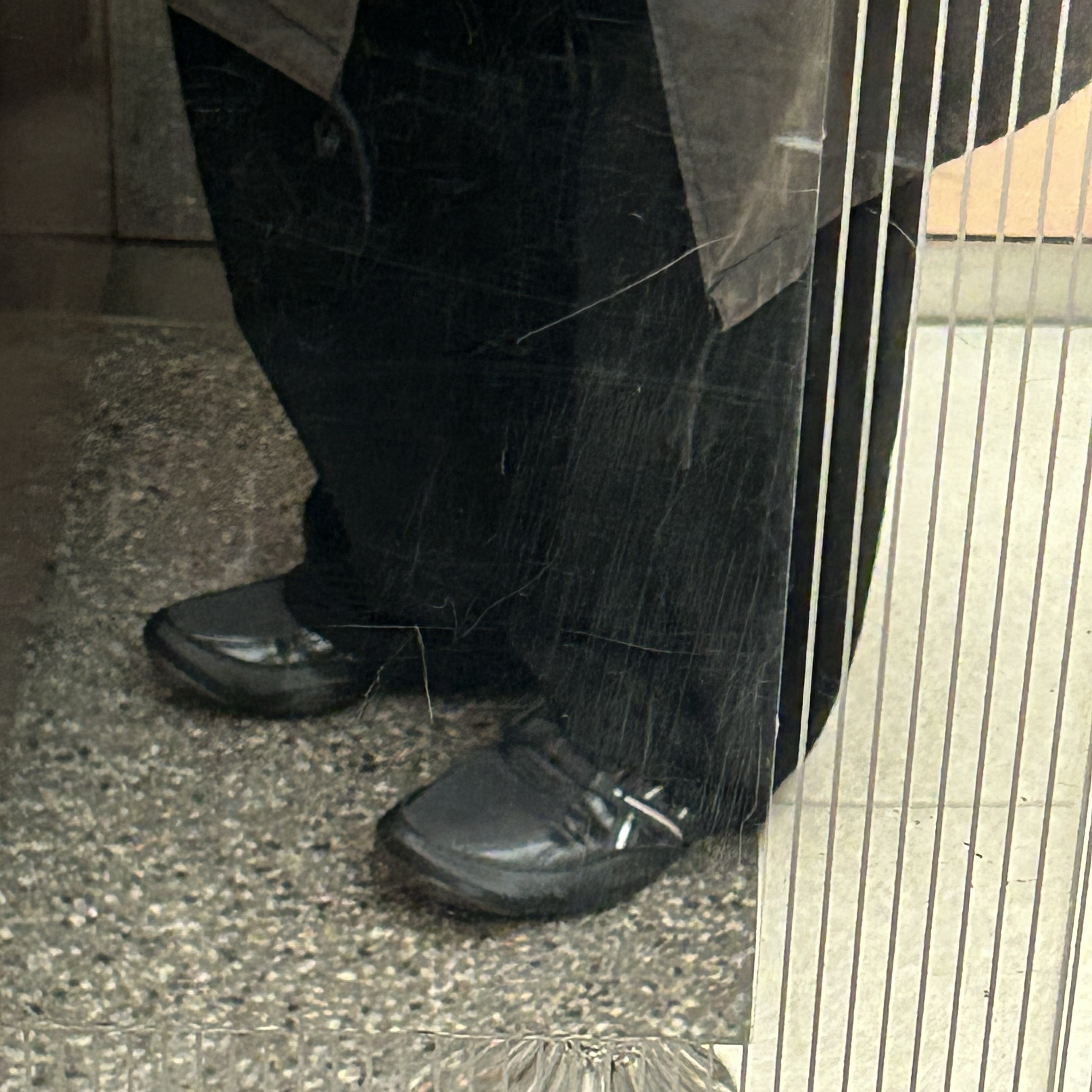 Asics Hypersync Graphite Grey Black 착용 스타일