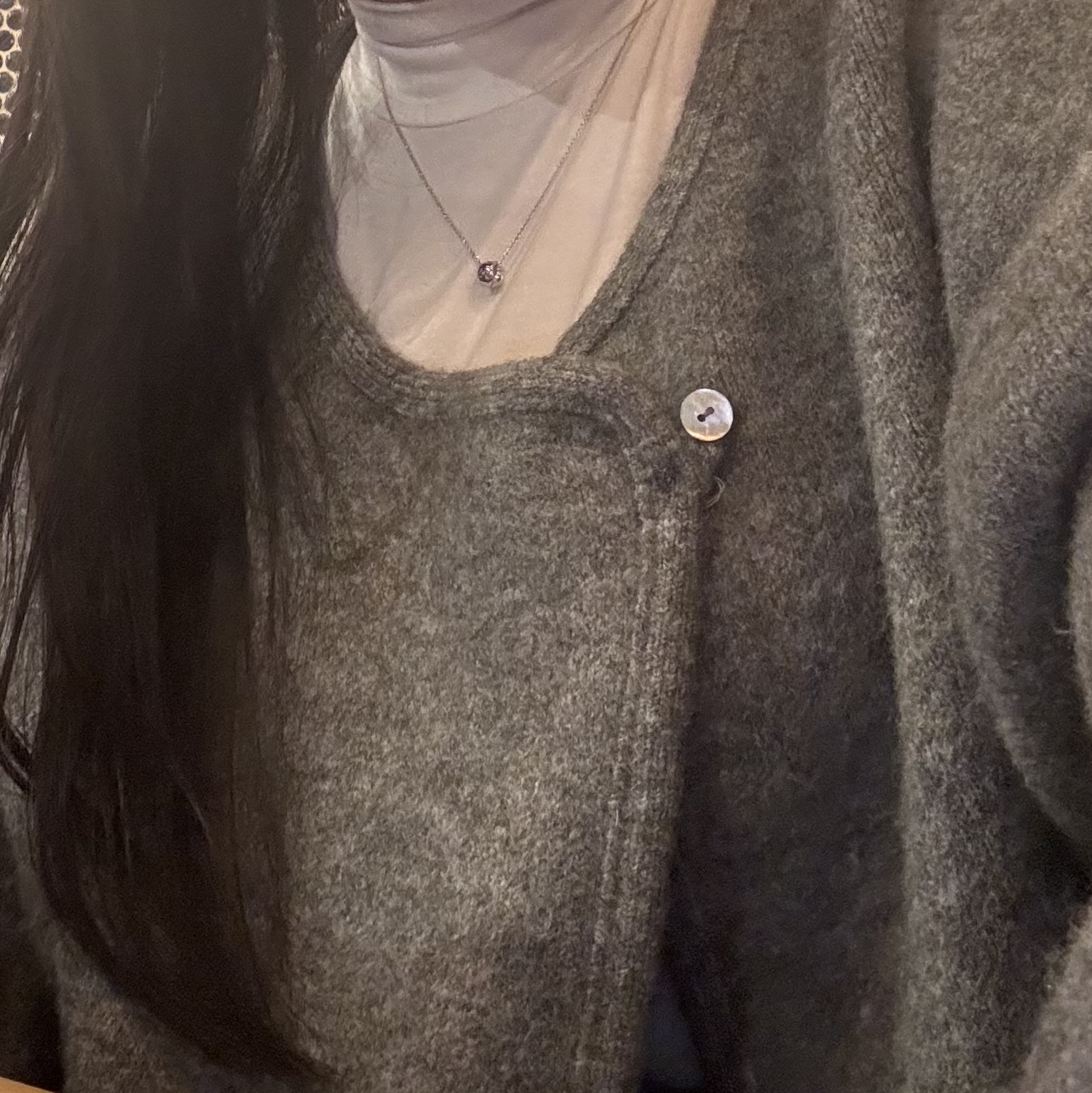 (W) Chanel Coco Crush Necklace Quilted Motif & 18K White Gold 착용 스타일