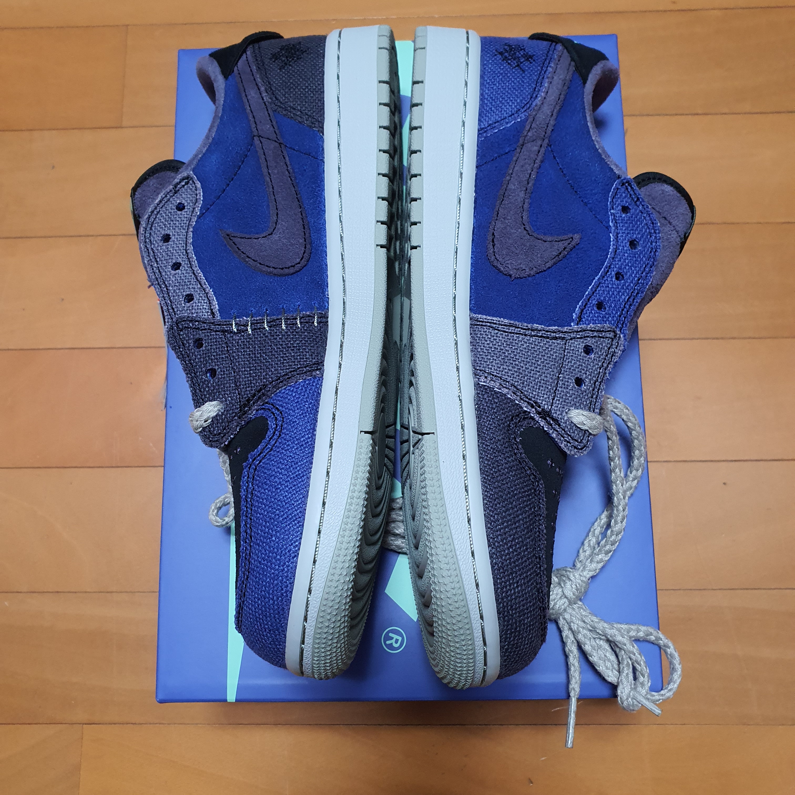 Jordan 1 x Zion Williamson Retro Low OG Regency Purple and Dark Raisin 착용 스타일