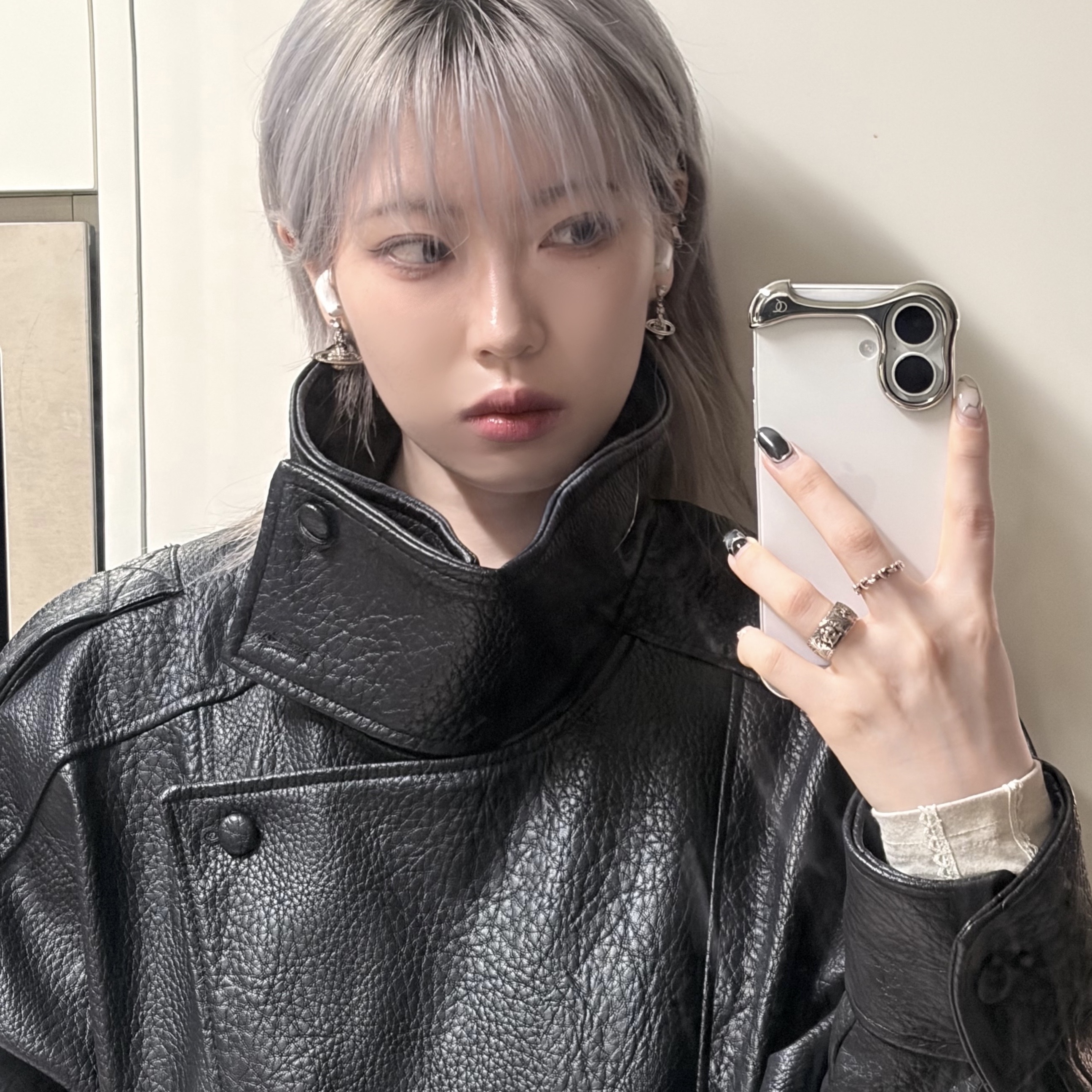 Zara Faux Leather Jacket Black 착용 스타일