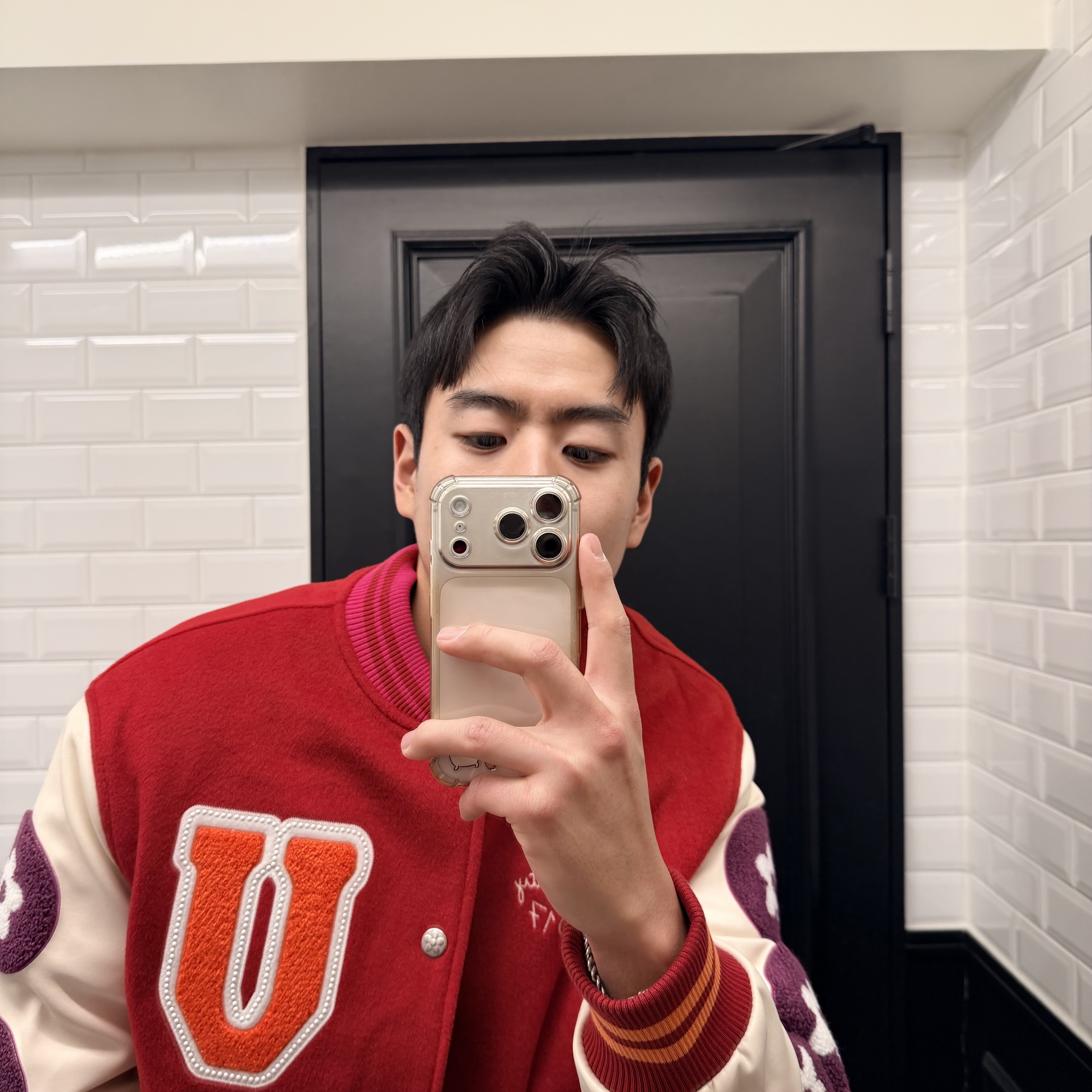 Vandy The Pink Vtech Goods Varsity Jacket Red, Nike x Supreme Air Force 1 Low White 착용 스타일 - 2