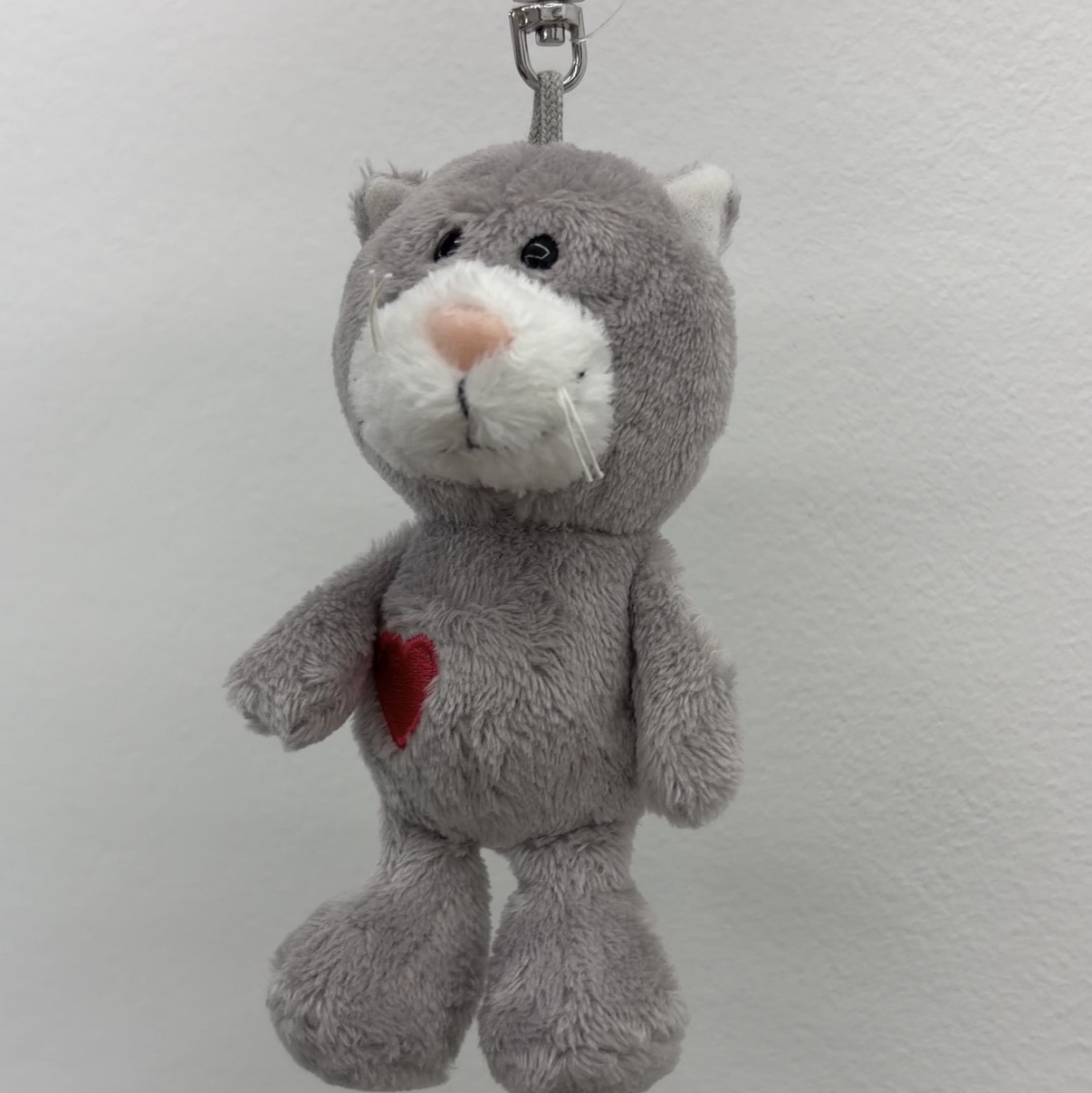 [KREAM 단독] NICI Kitten Gray Keychain 10cm 착용 스타일 - 1