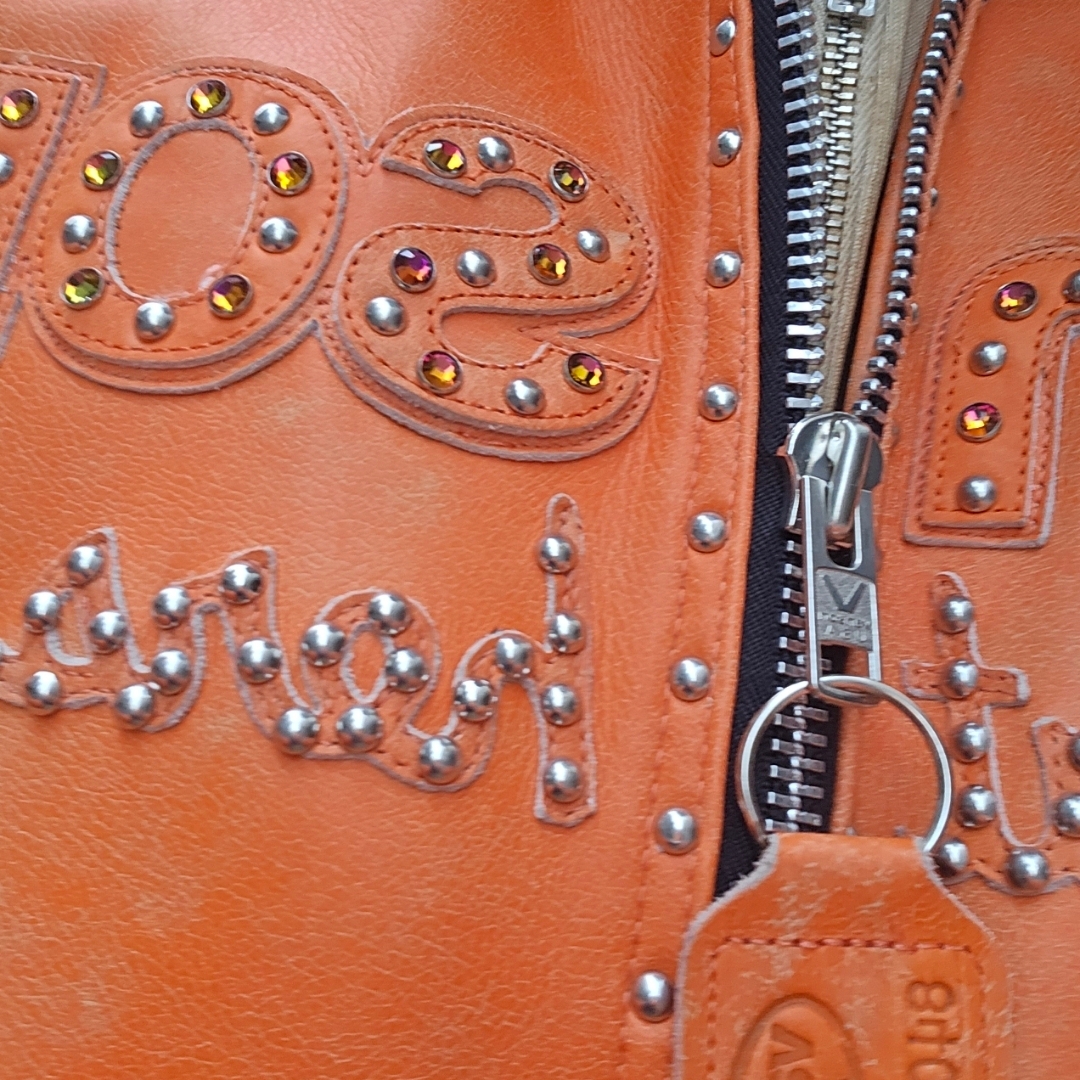 Supreme x Vanson Leathers x B.B. Simon Jacket Orange - 25FW 착용 스타일