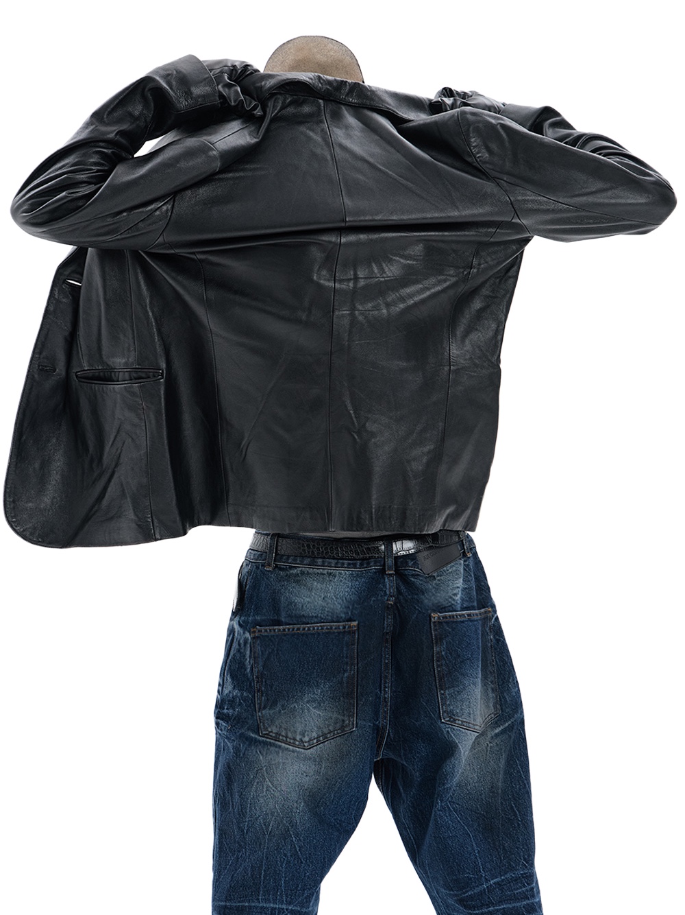 AX CONNECTION Washed Texture Leather Blazer 착용 스타일 - 4
