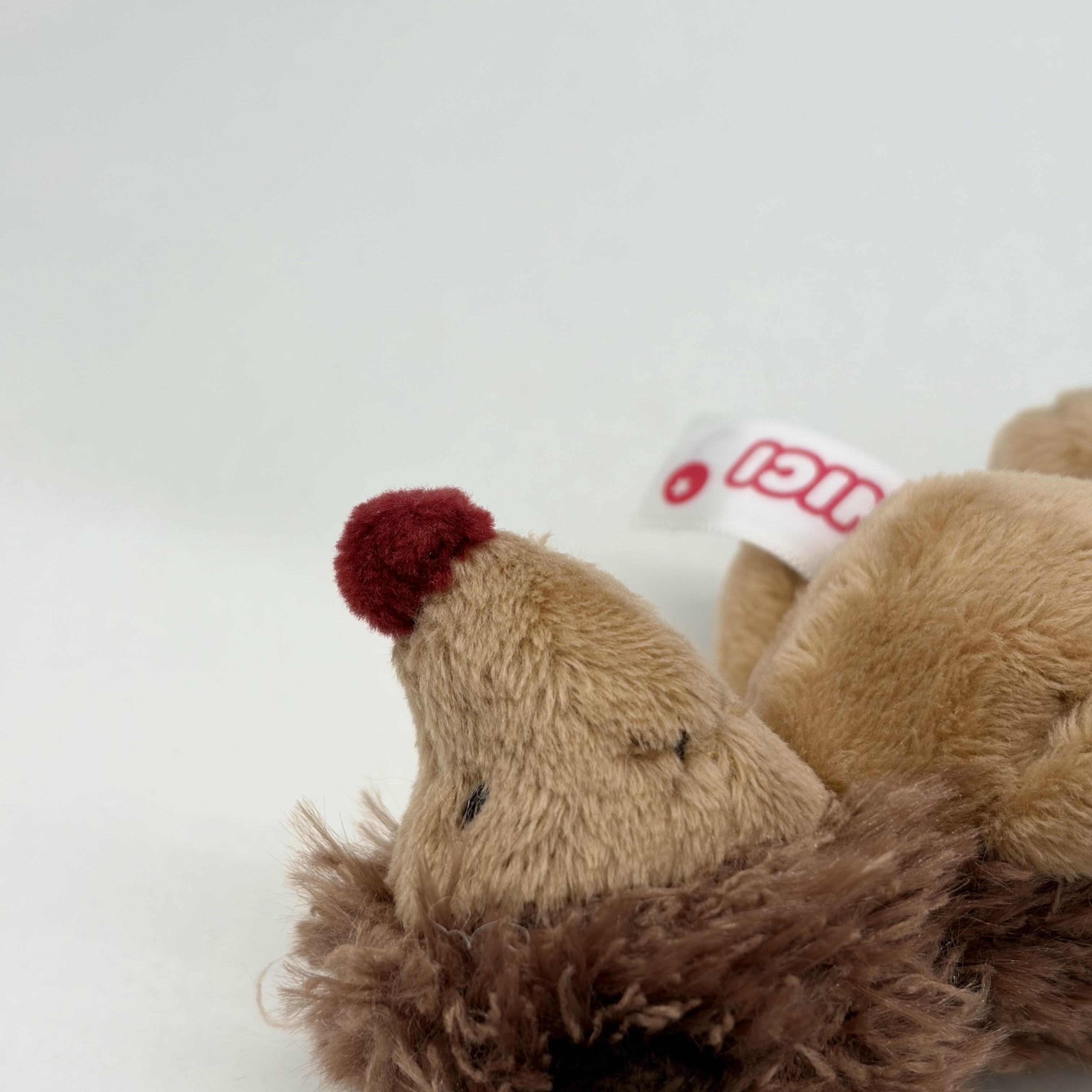 [KREAM 단독] NICI Hedgehog 10cm bb 착용 스타일 - 1