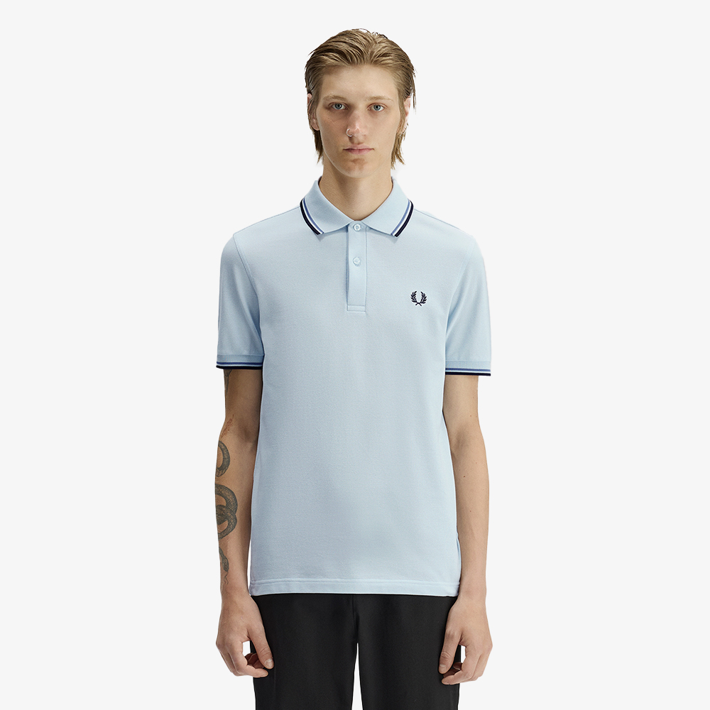 [KREAM 단독] 프레드페리 M3600 트윈 팁 프레드페리 셔츠 라이트아이스 에이스블루 네이비([KREAM 단독] Fred Perry Twin Tipped Fred Perry Shirt Light Ice Ace Blue Navy) - 2