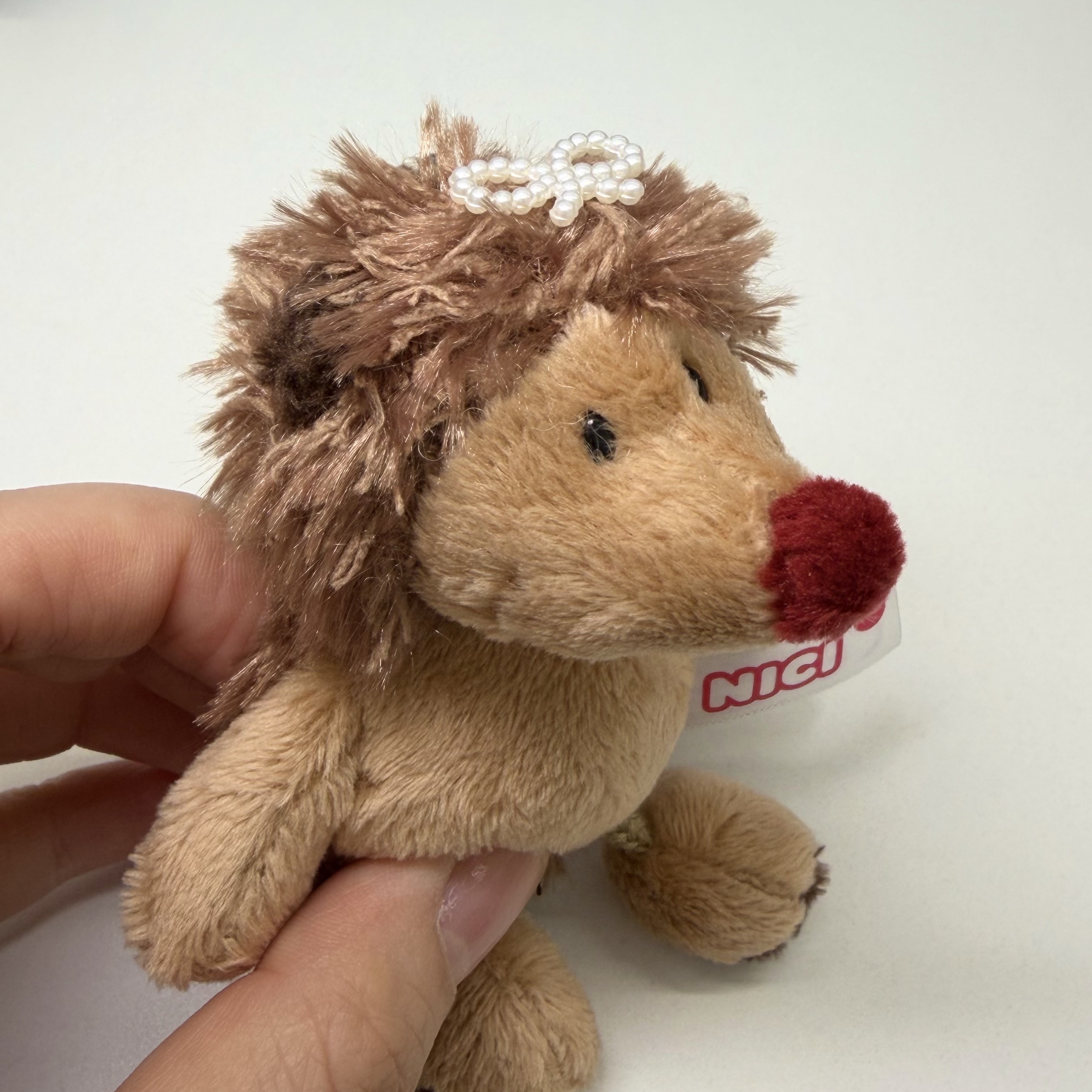 [KREAM 단독] NICI Hedgehog 10cm bb 착용 스타일 - 1