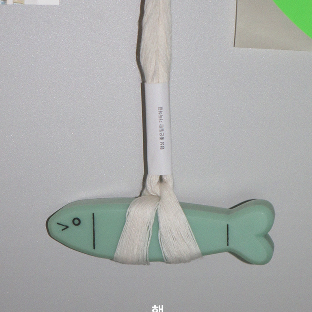 [사은품 증정] [선물 포장] HAP Luck pollack ornaments mint green 착용 스타일