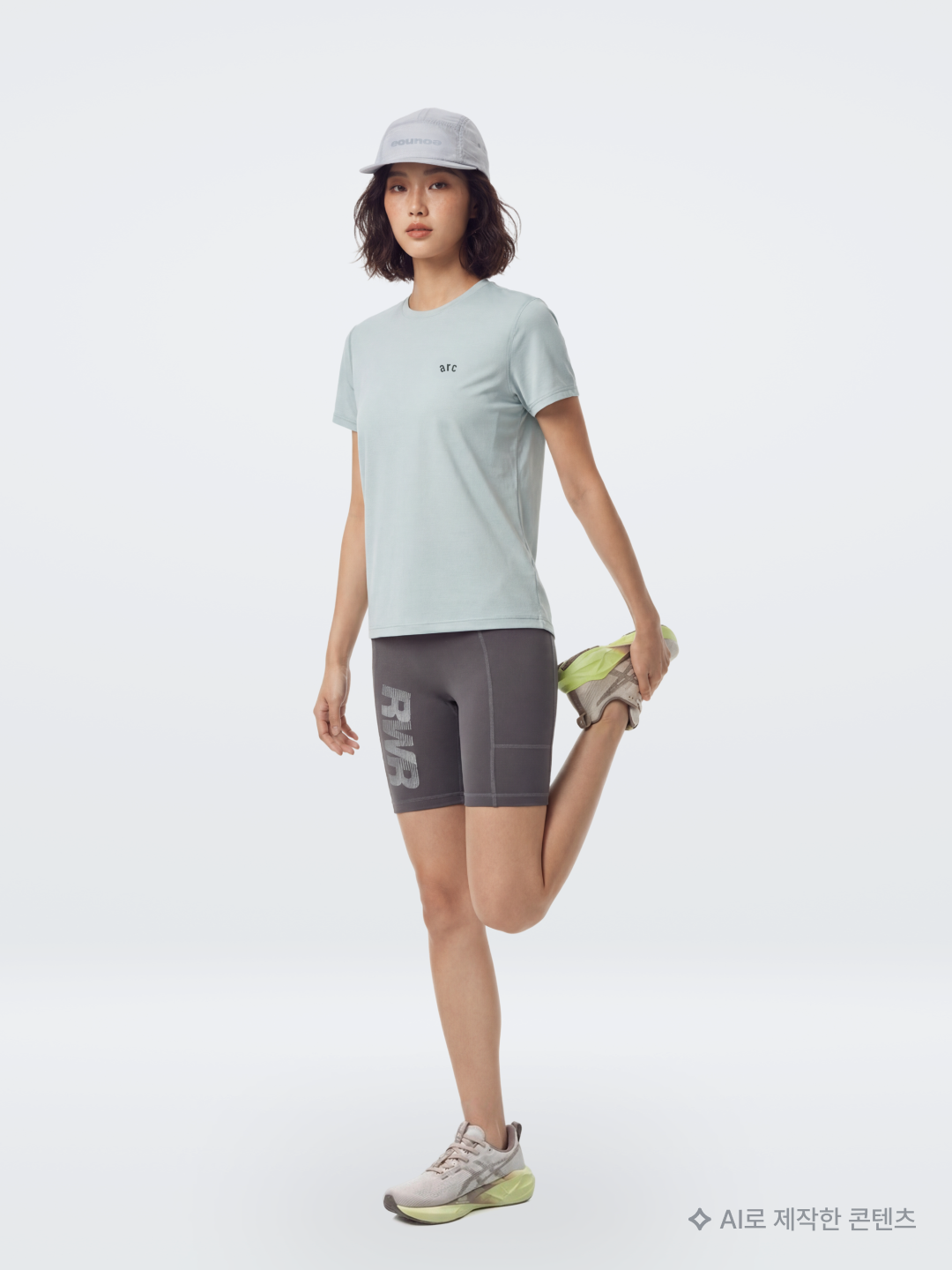 On Running Ultra Vest Pro Black, HDEX Warm Heat EZ Pullover Hoodie Ivory 착용 스타일 - 8