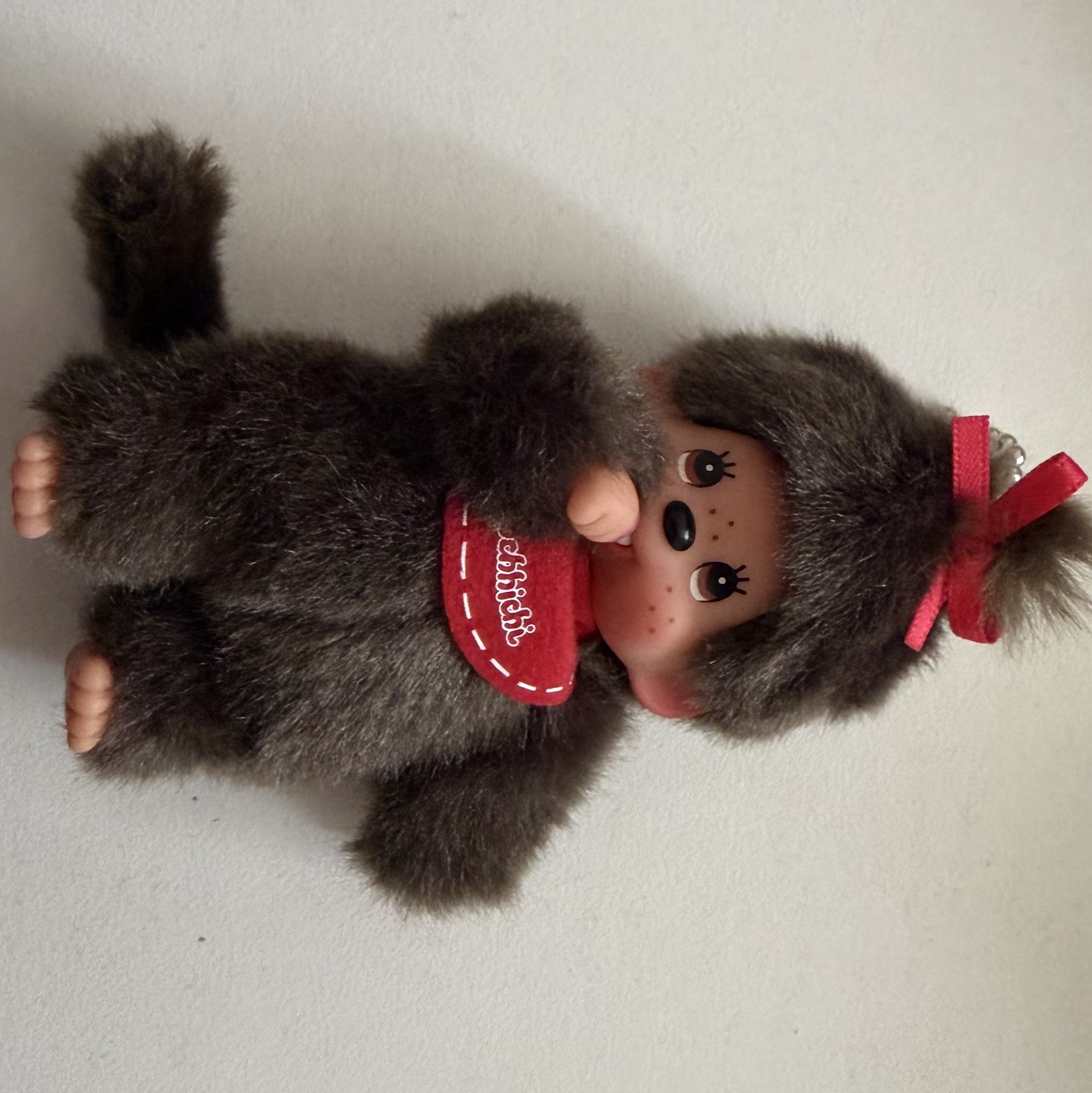 Monchhichi Mini Key Chain Girl Brown 착용 스타일 - 1