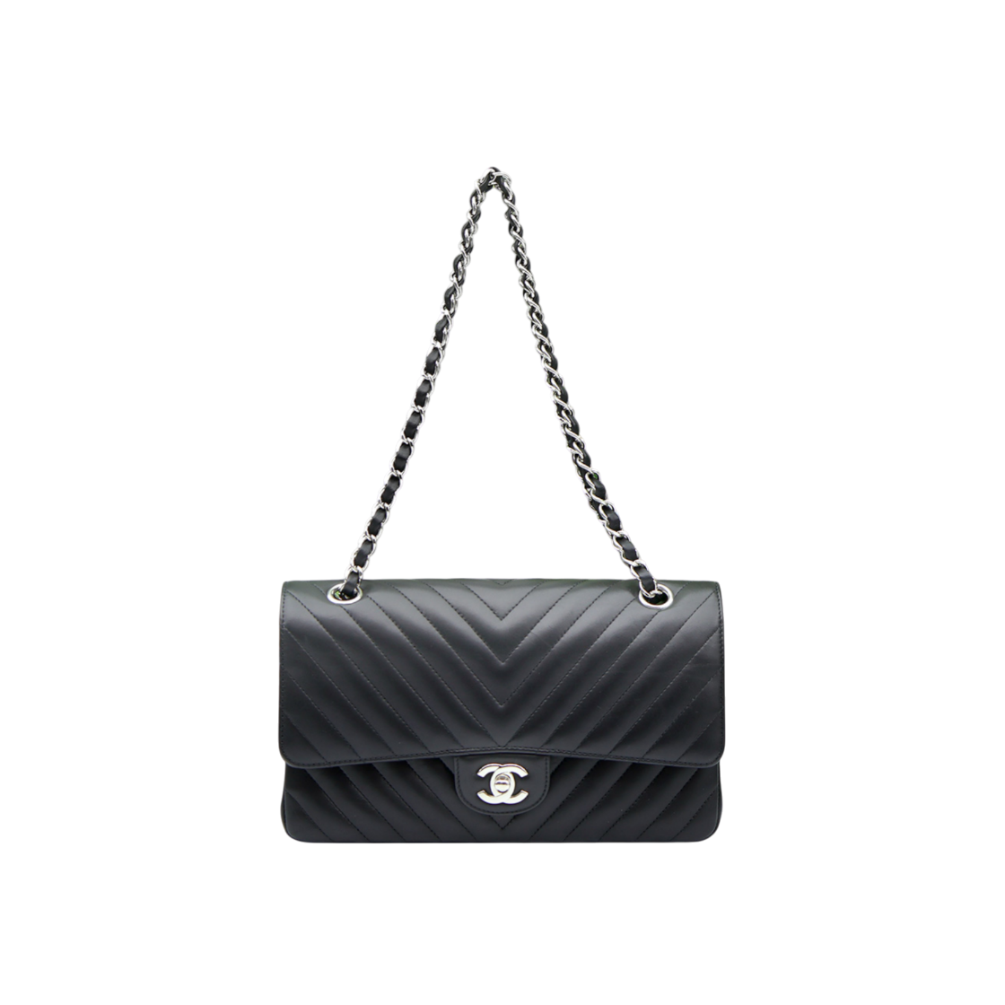 샤넬 A01112 블랙 쉐브론 카프스킨 은장 샤넬 클래식 미듐 플랩 숄더백 (30번대)(Chanel A01112 Black Chevron Calfskin Silver CC Logo Classic Medium Flap Shoulder Bag)