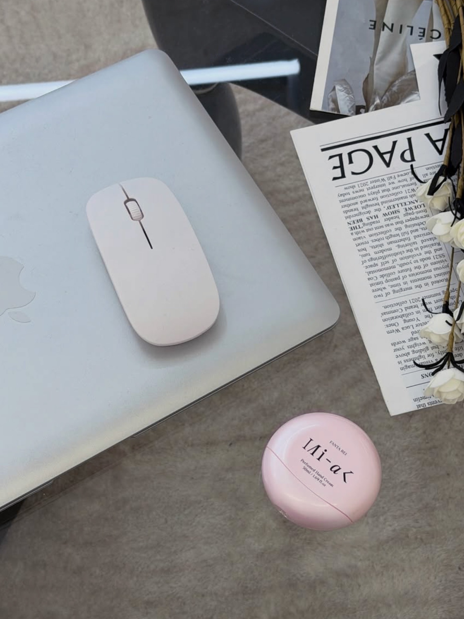 MIHAK VINYL WOOD Perfumed Hand Cream 50ml, [KREAM 단독] MIHAK Perfumed Hand Cream Duo Set 50ml 착용 스타일 - 3