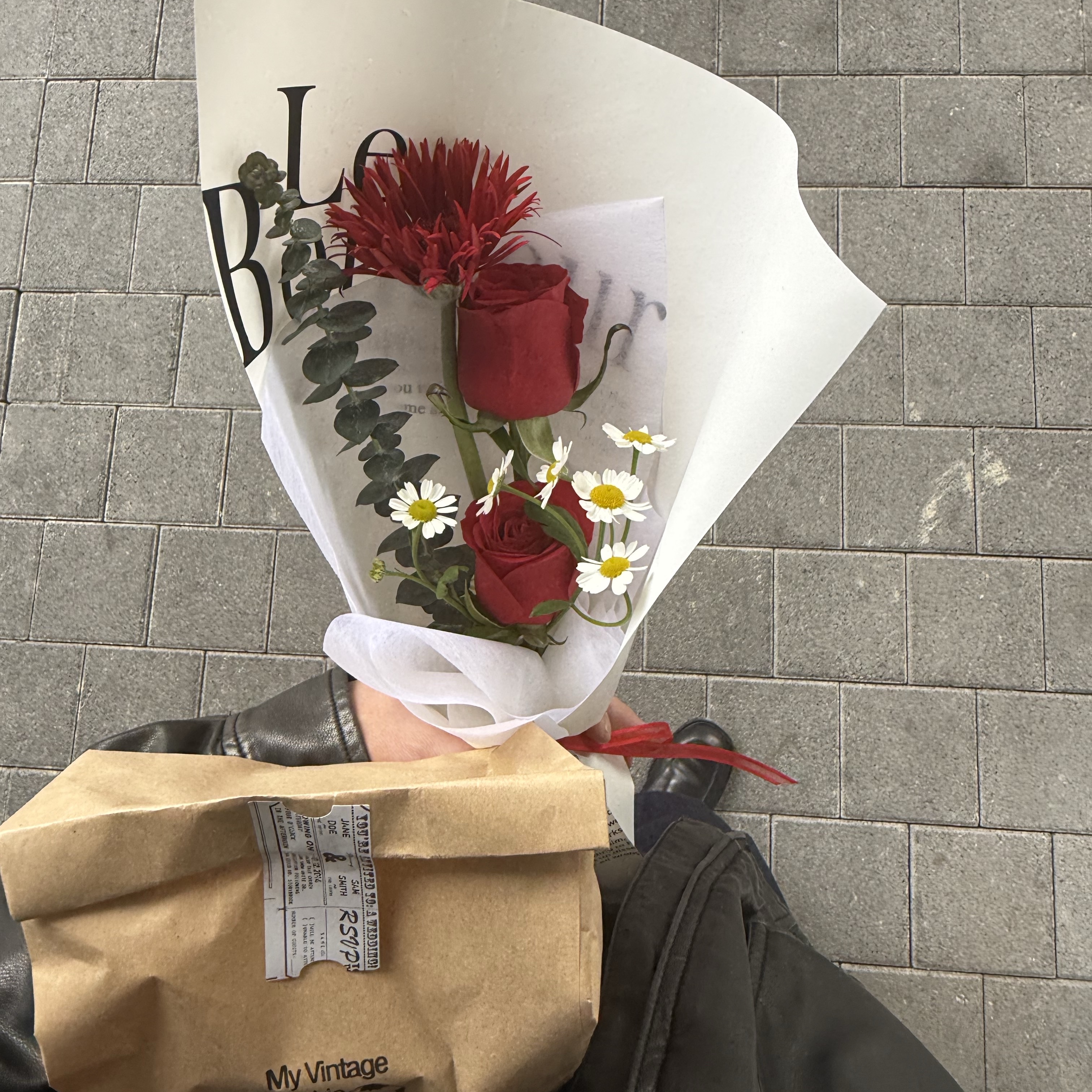 Kinchi Foat - 505 (a) Black, Uniqlo x JW Anderson Straight Jean Blue - KR 착용 스타일 - 2