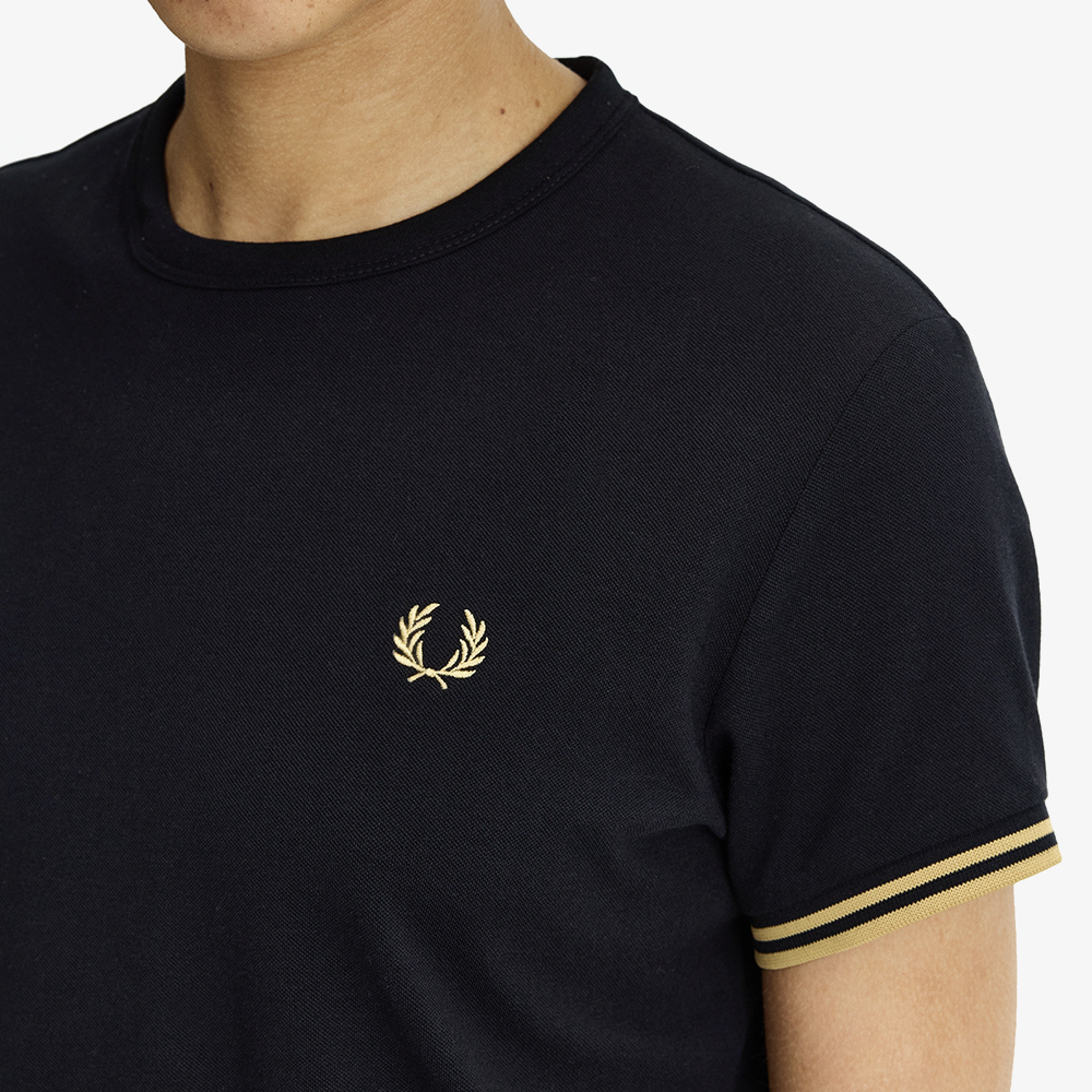 프레드페리 우먼즈 팁드 피케 티셔츠 블랙 샴페인(Fred Perry Tipped Pique T-Shirt Black Champagne) - 4