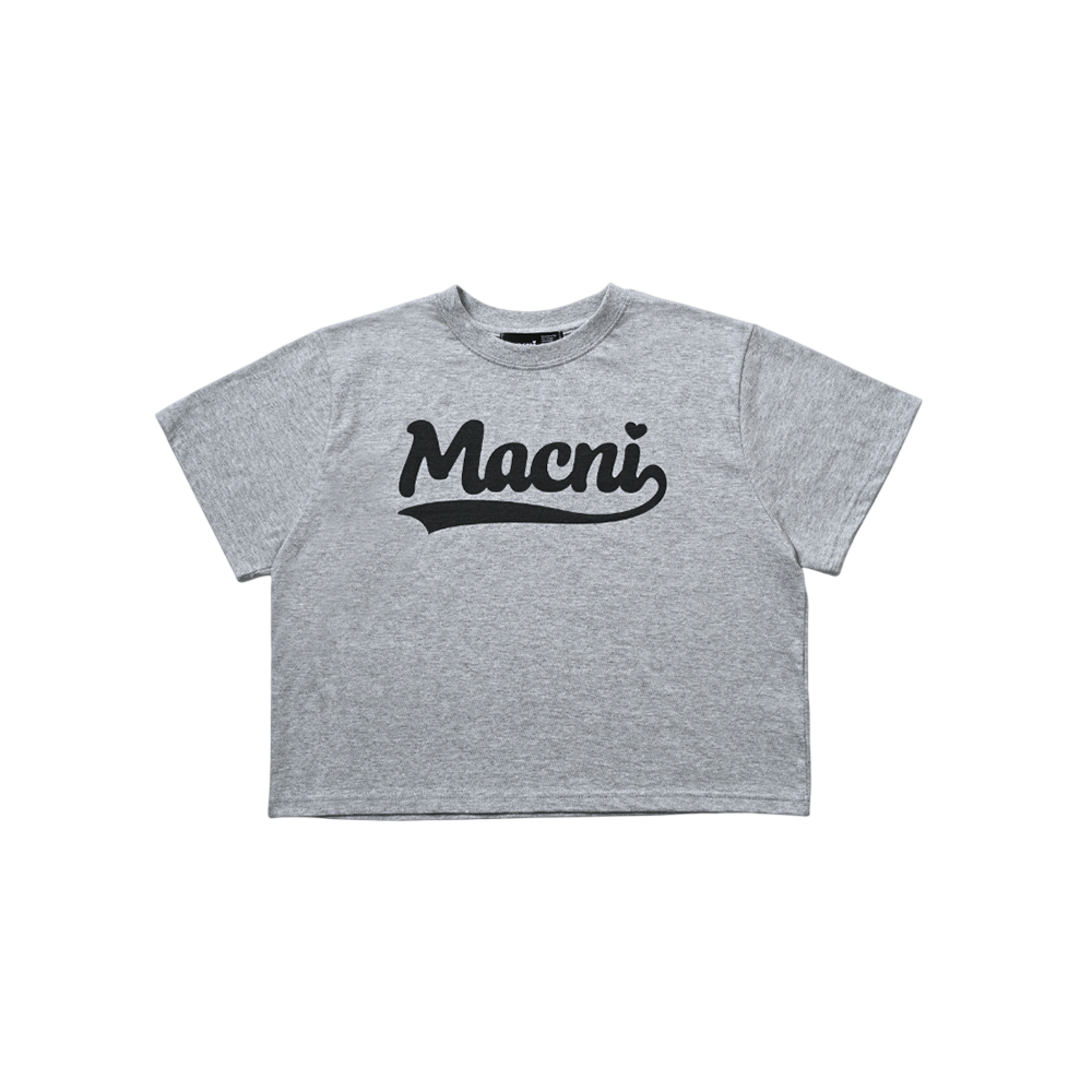 마크니 레트로 로고 크롭 티셔츠 멜란지(MACNI Retro Logo Crop T-Shirt Melange)