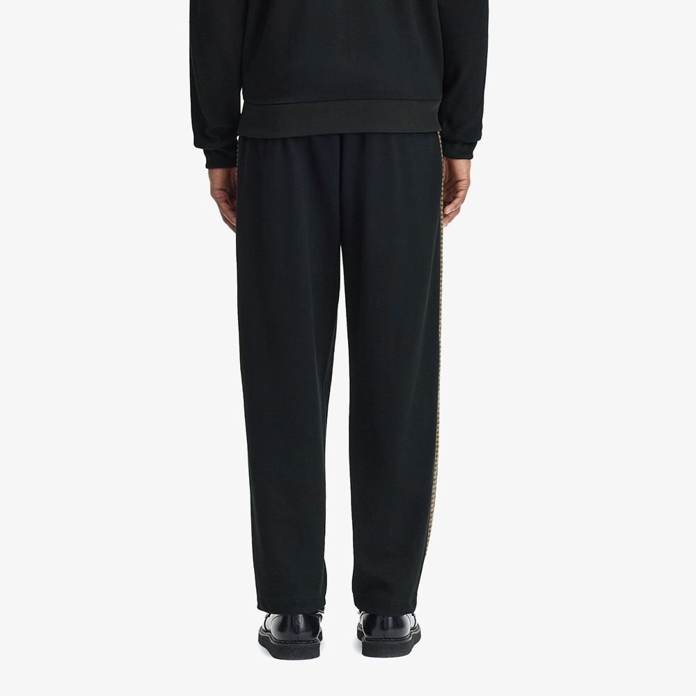 프레드페리 크로스 테잎 트랙 팬츠 블랙(Fred Perry Cross Tape Track Pant Black) - 3