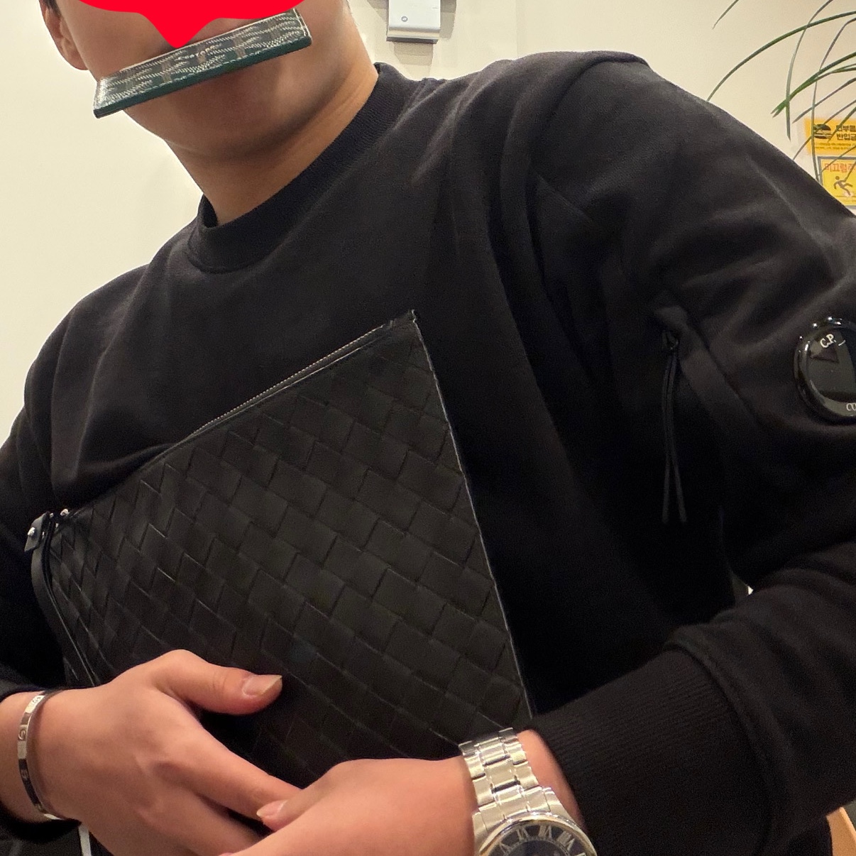 C.P. Company Lens Wappen Sweatshirt Black - 25FW 착용 스타일